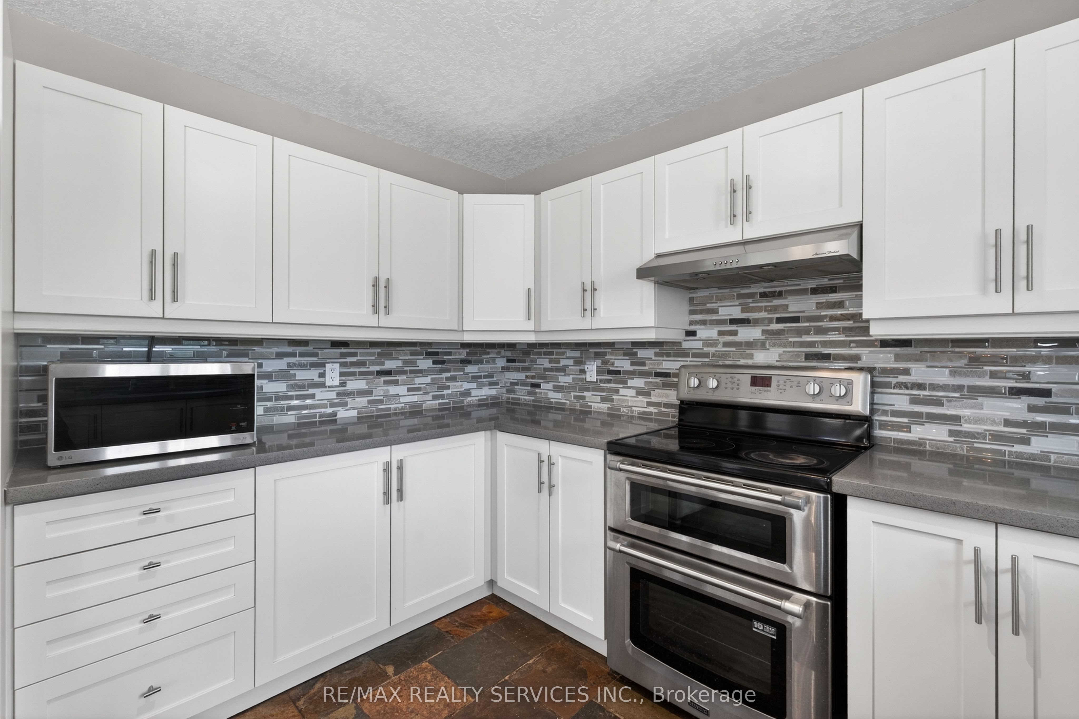 70 Hunter Road Property Photo 14