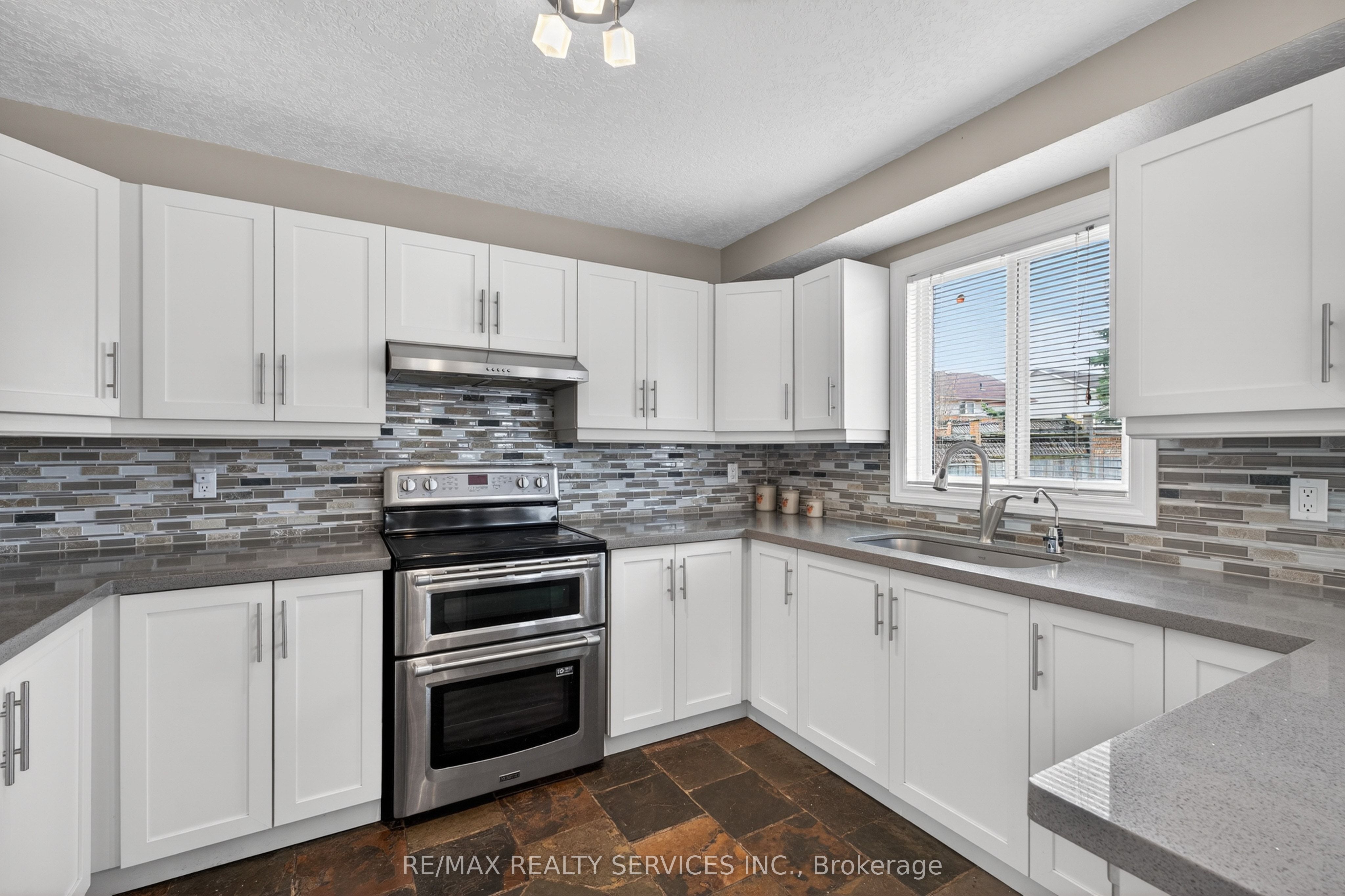 70 Hunter Road Property Photo 15