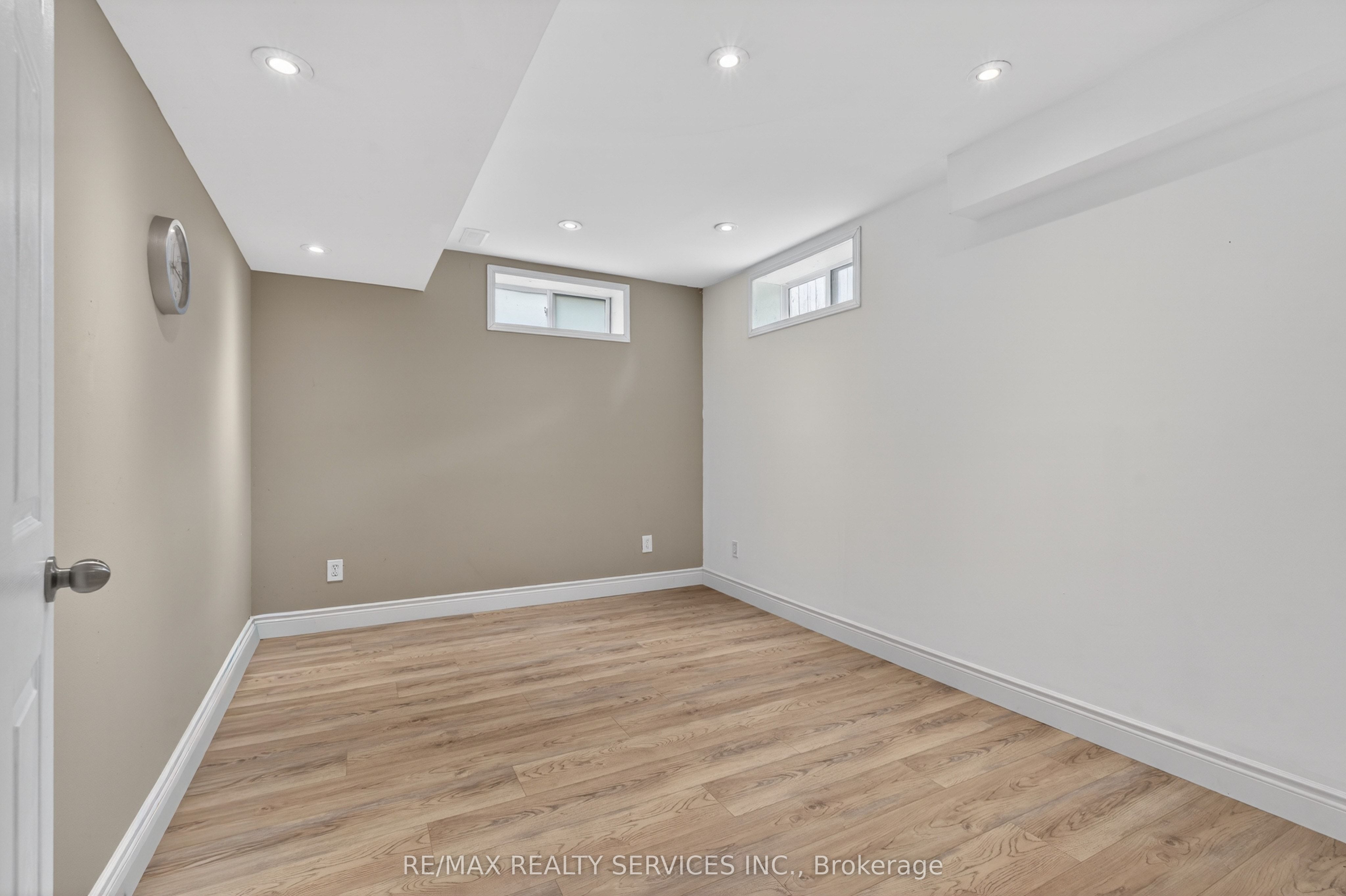 70 Hunter Road Property Photo 30