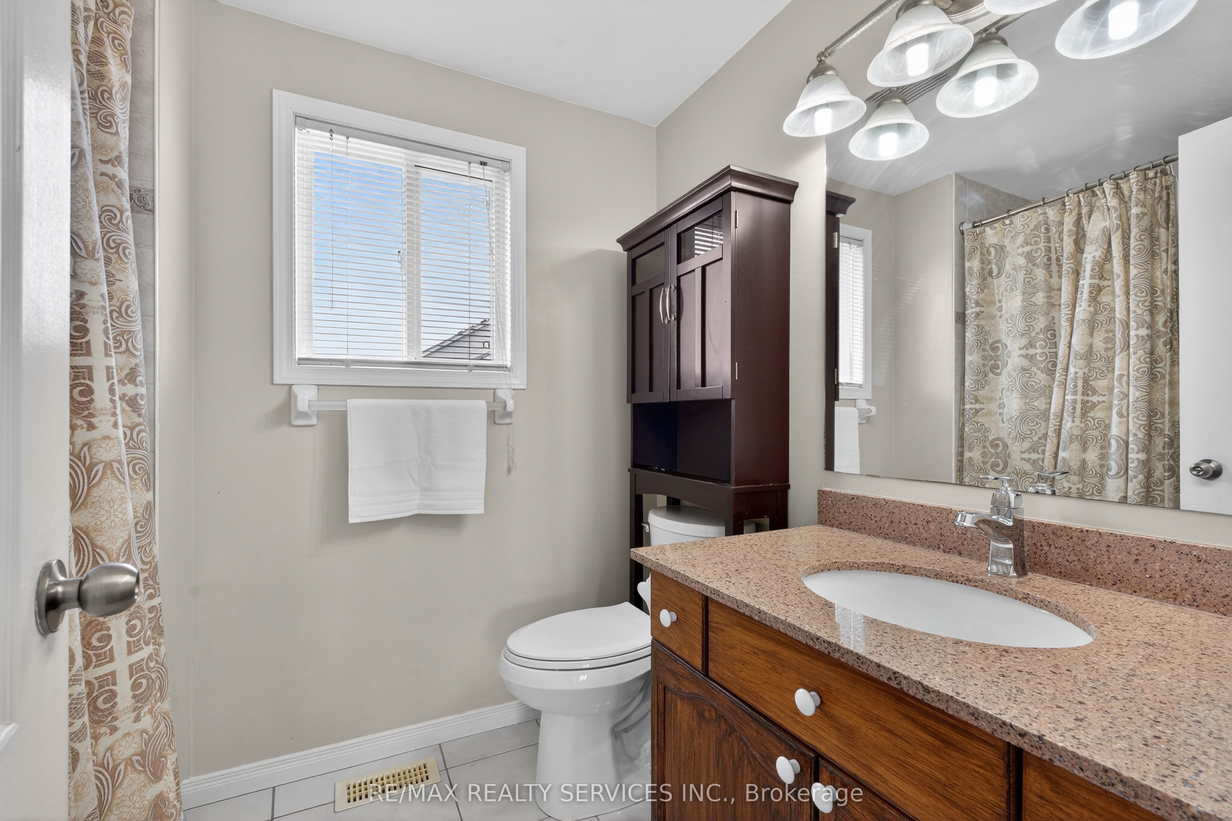 70 Hunter Road Property Photo 41