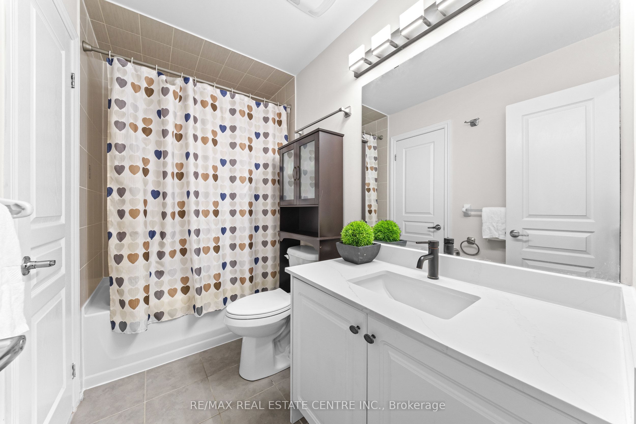 34 Aspen Hills Road Property Photo 27