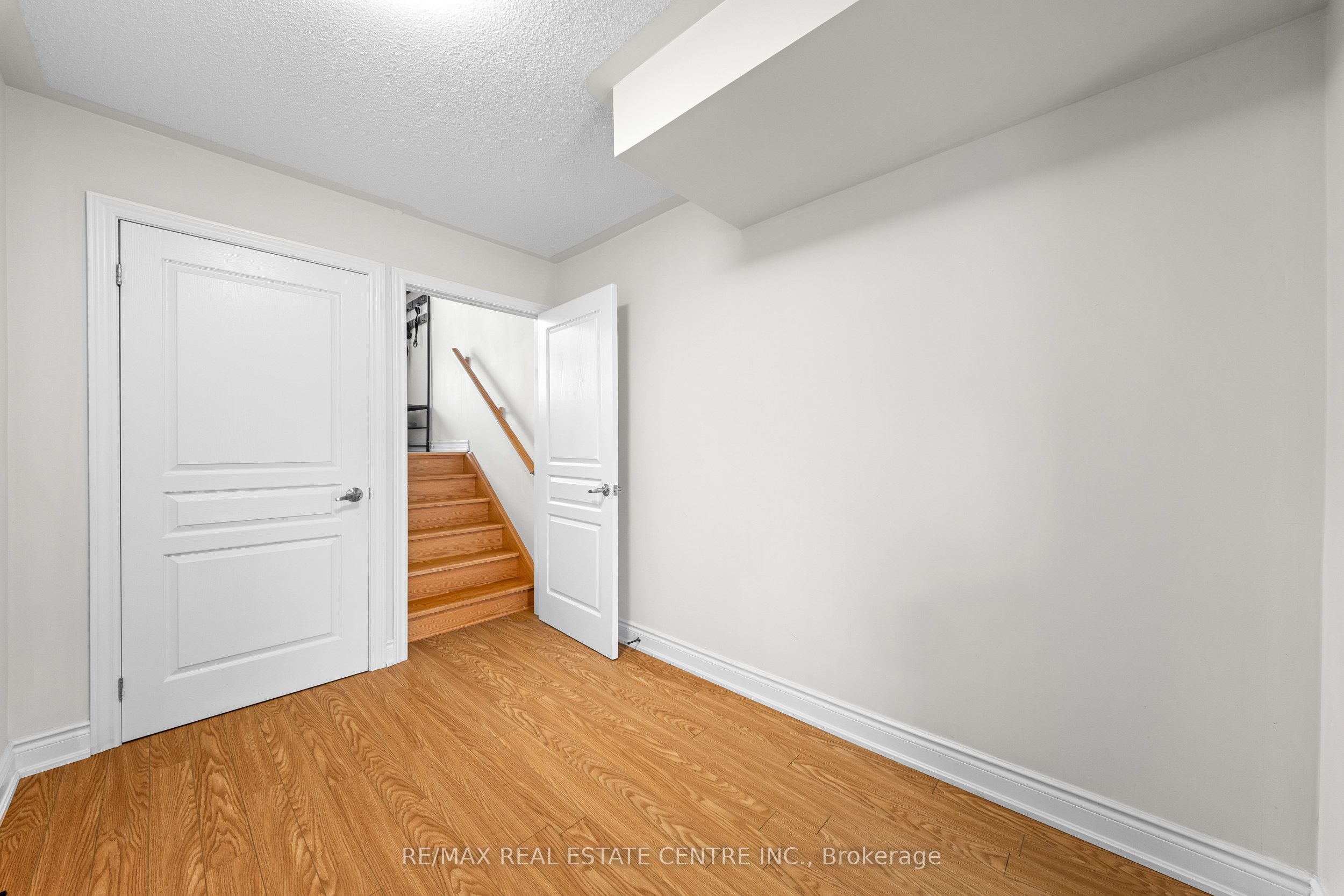 34 Aspen Hills Road Property Photo 28
