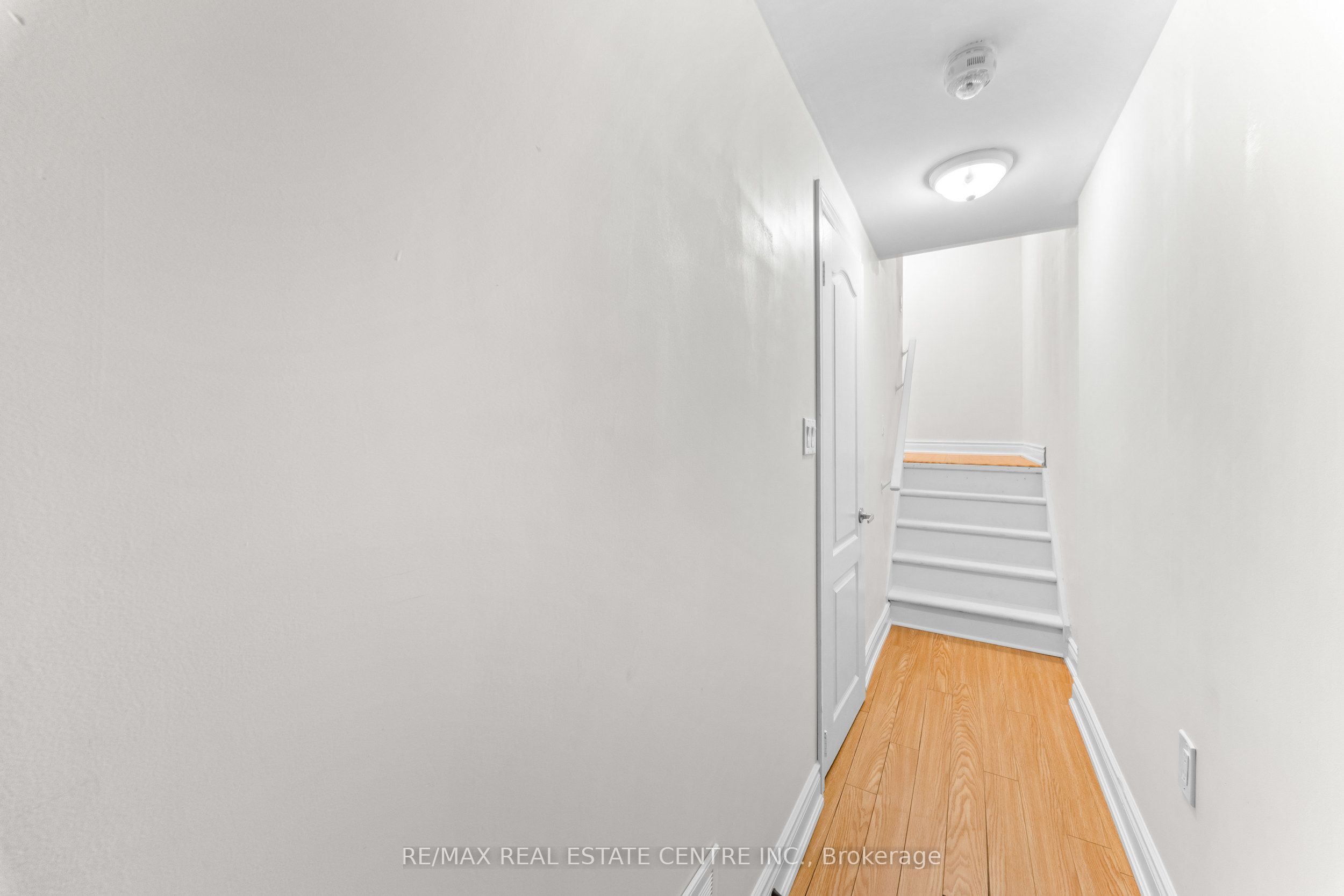 34 Aspen Hills Road Property Photo 33