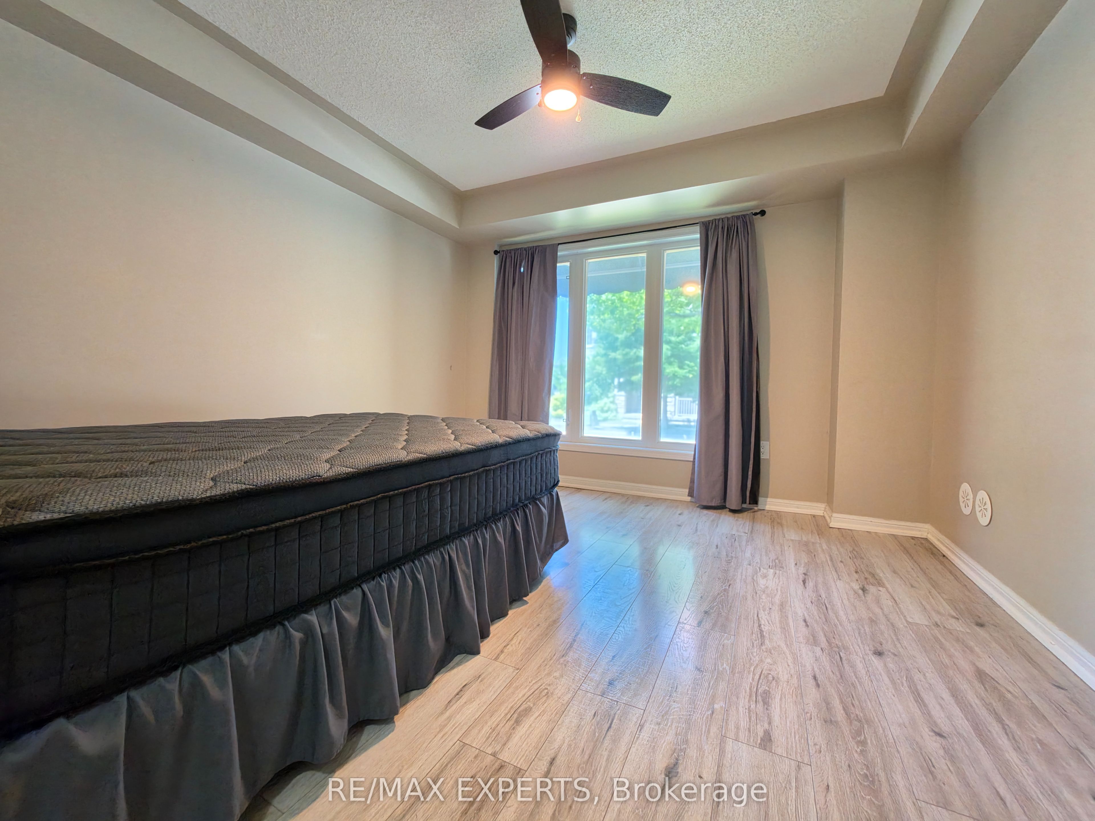 210 Magurn Gate Property Photo 4