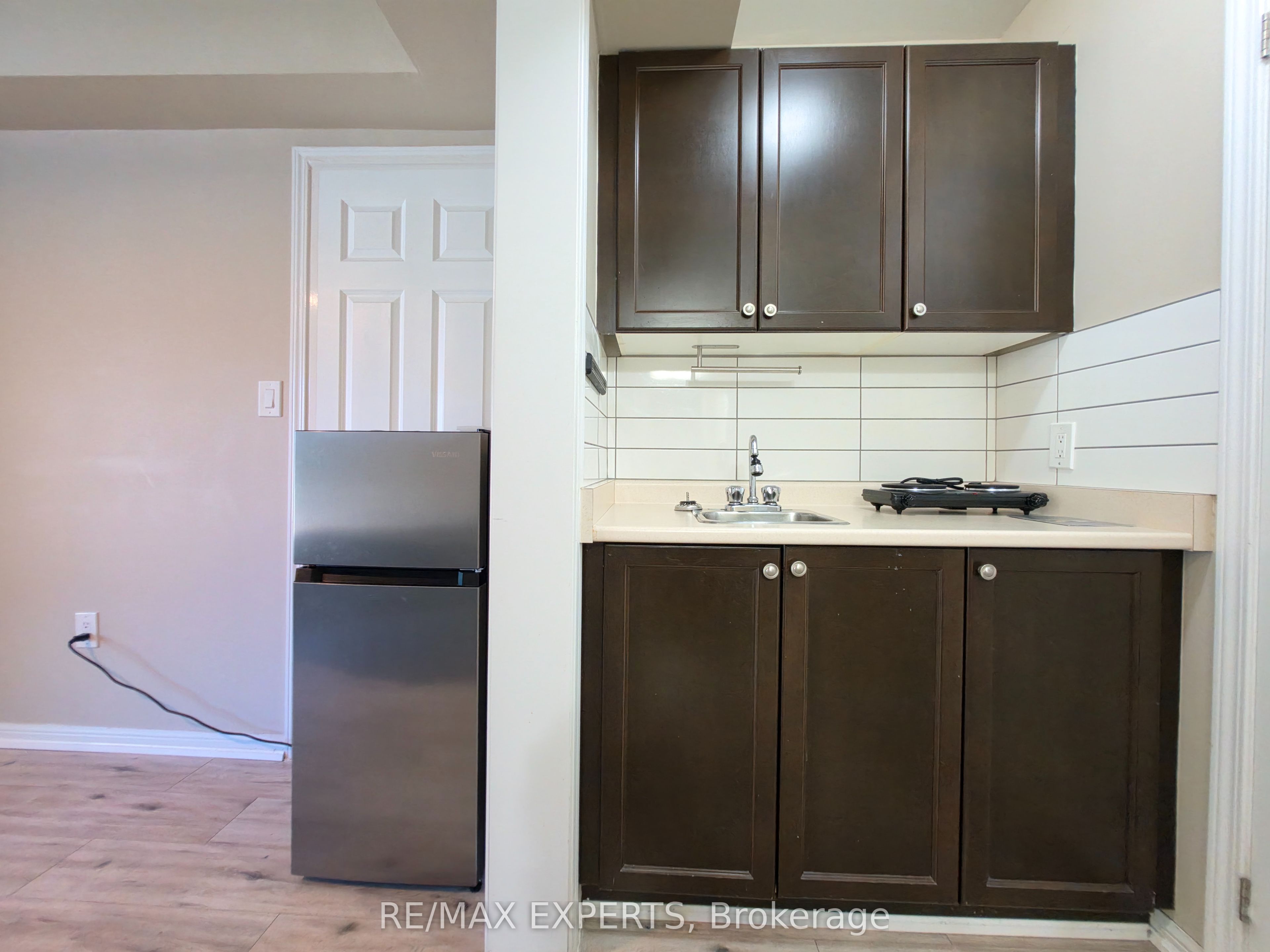 210 Magurn Gate Property Photo 6
