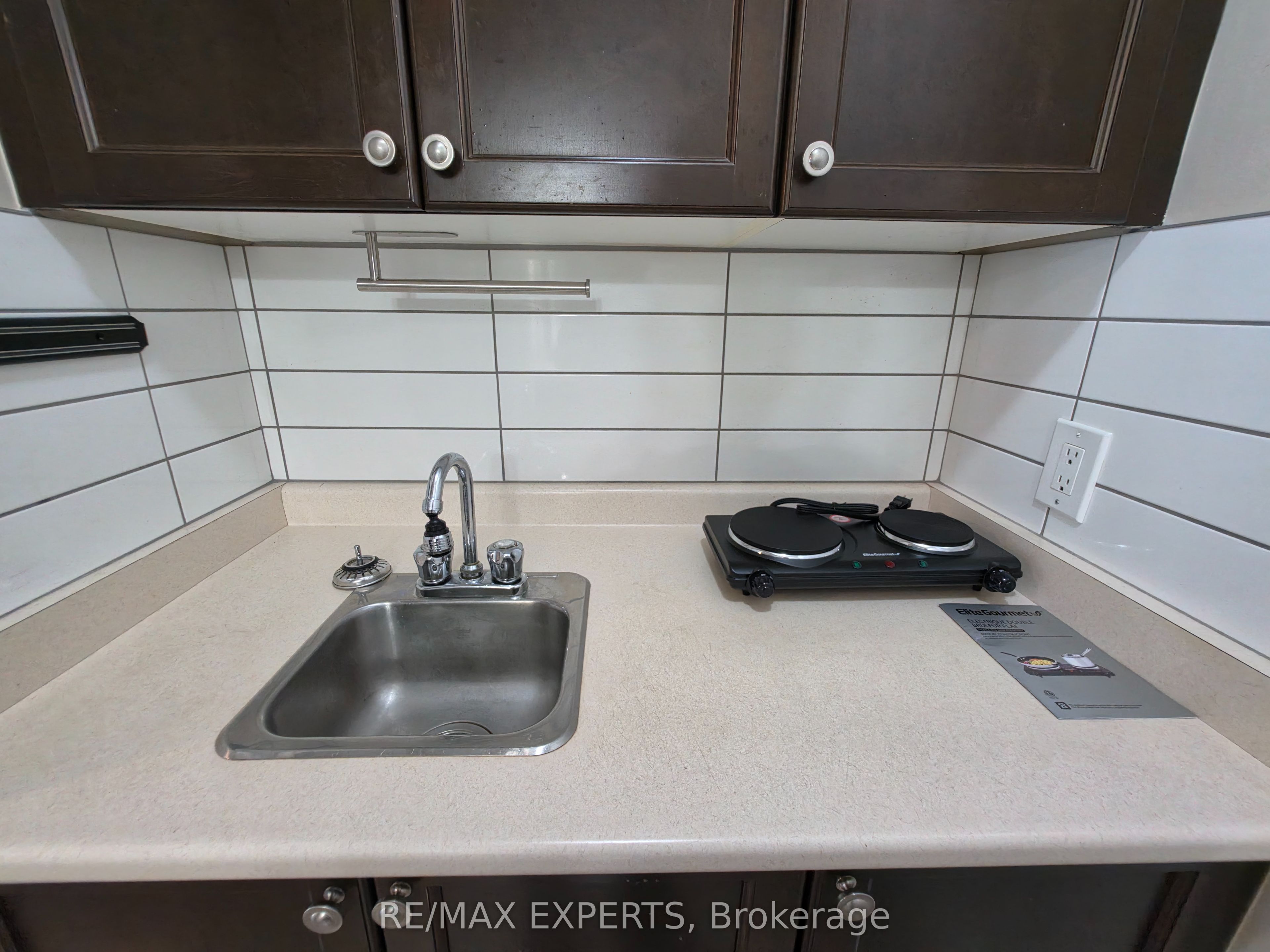210 Magurn Gate Property Photo 8