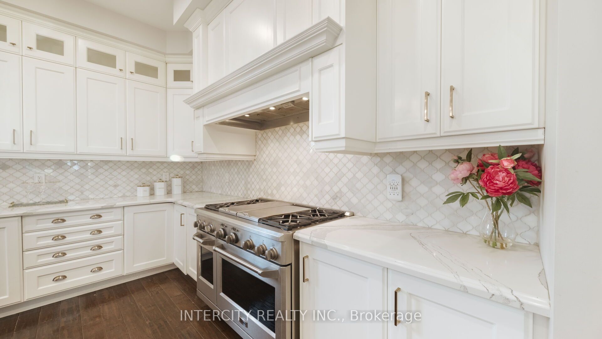 29 Chiming Road Property Photo 16