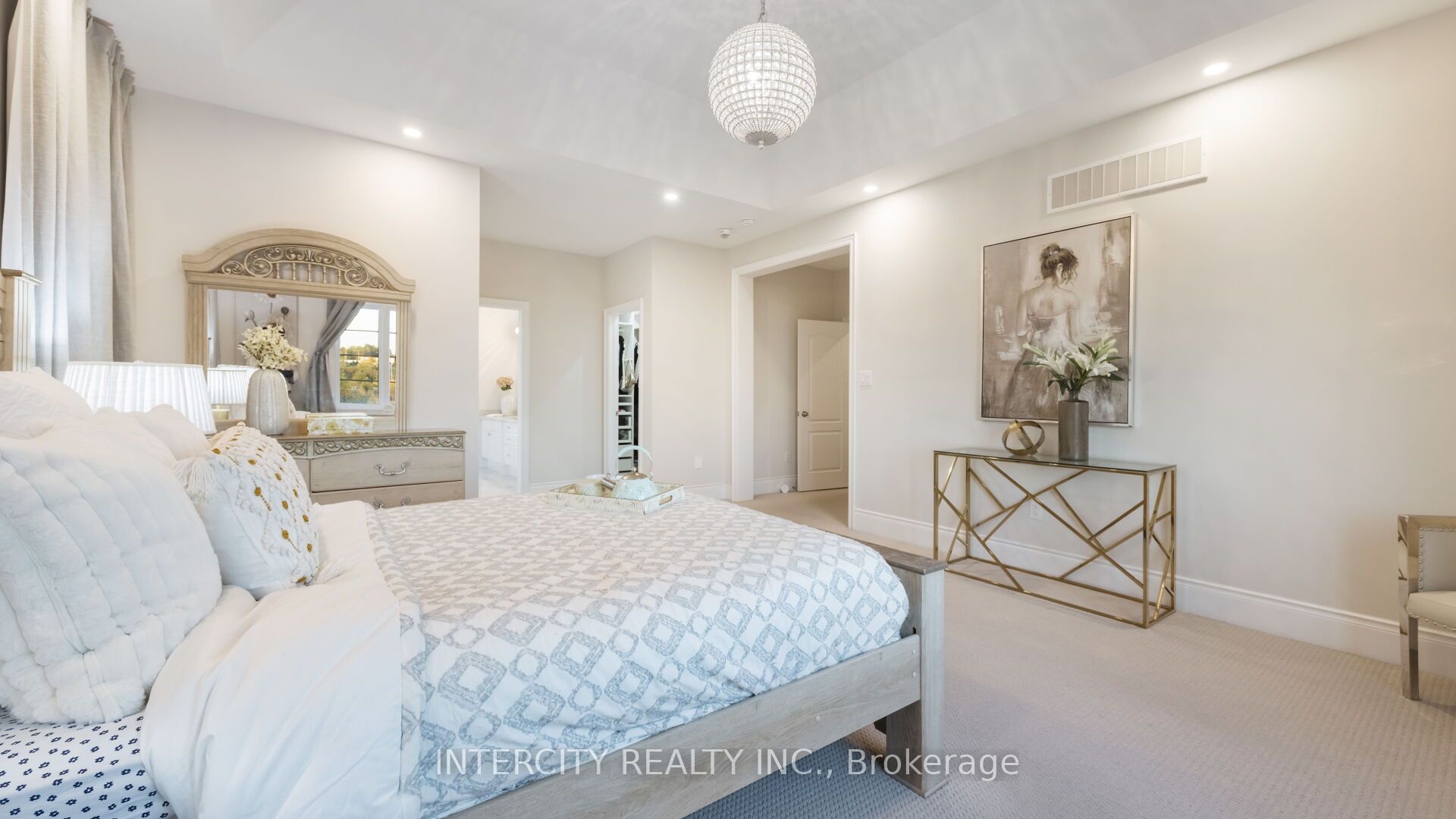 29 Chiming Road Property Photo 28
