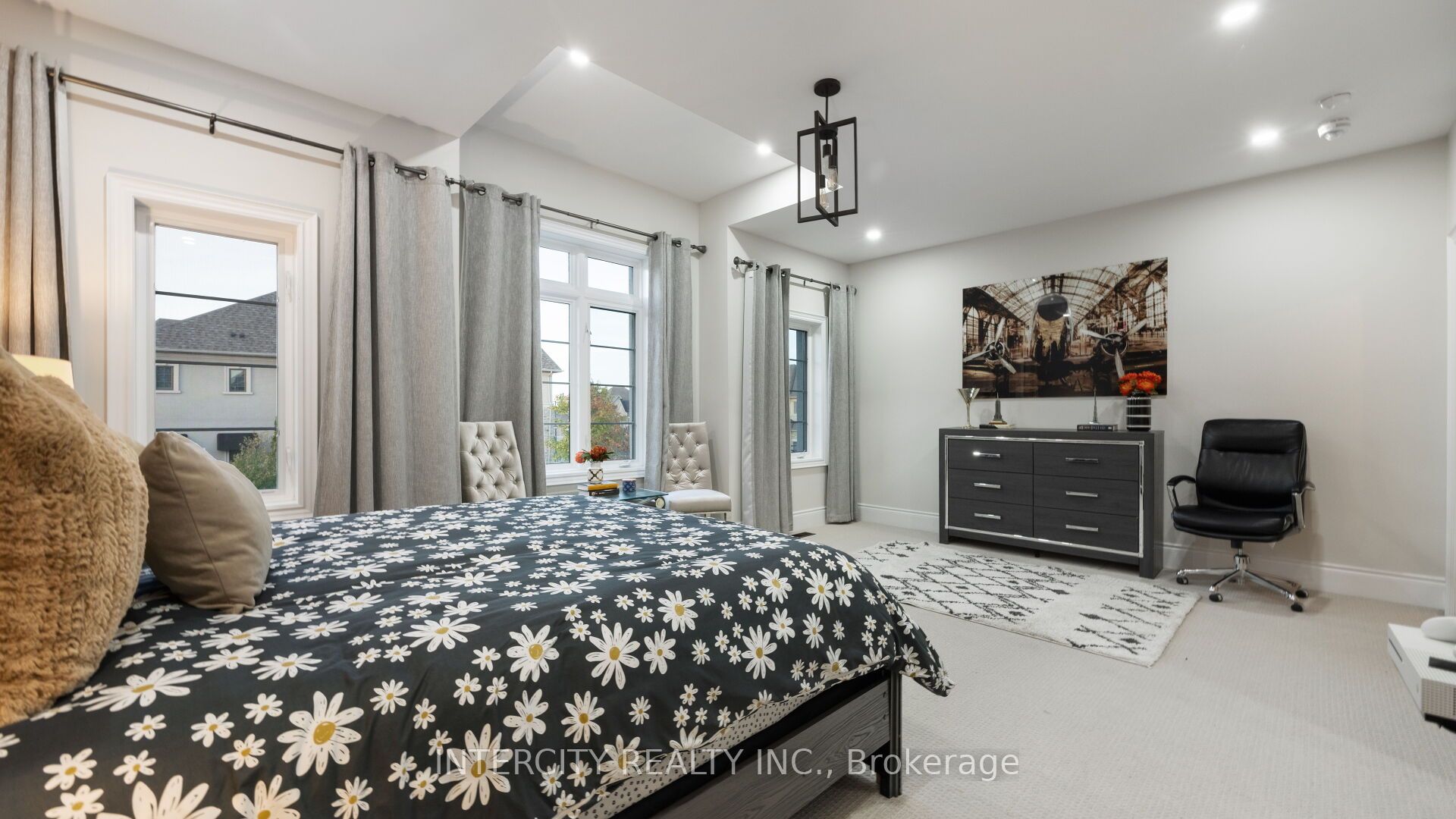 29 Chiming Road Property Photo 32