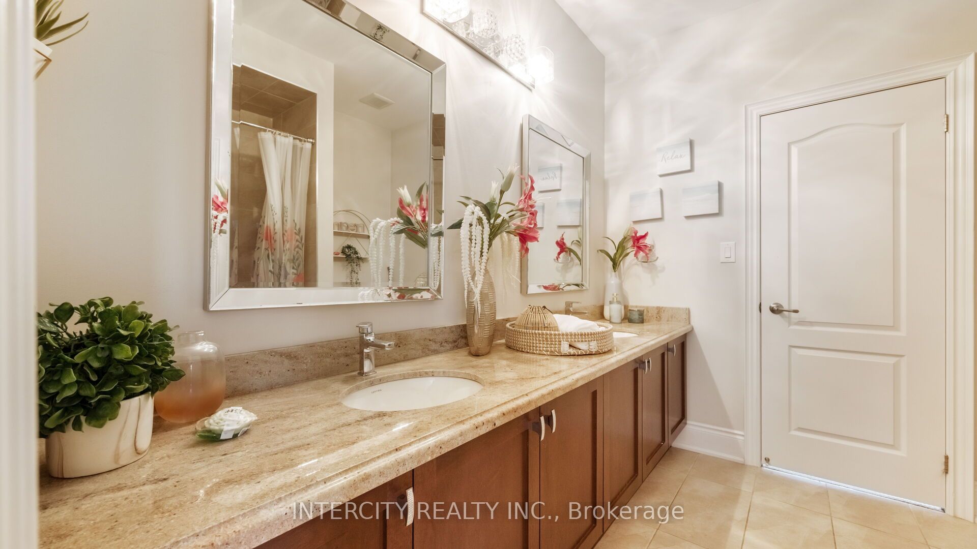 29 Chiming Road Property Photo 38