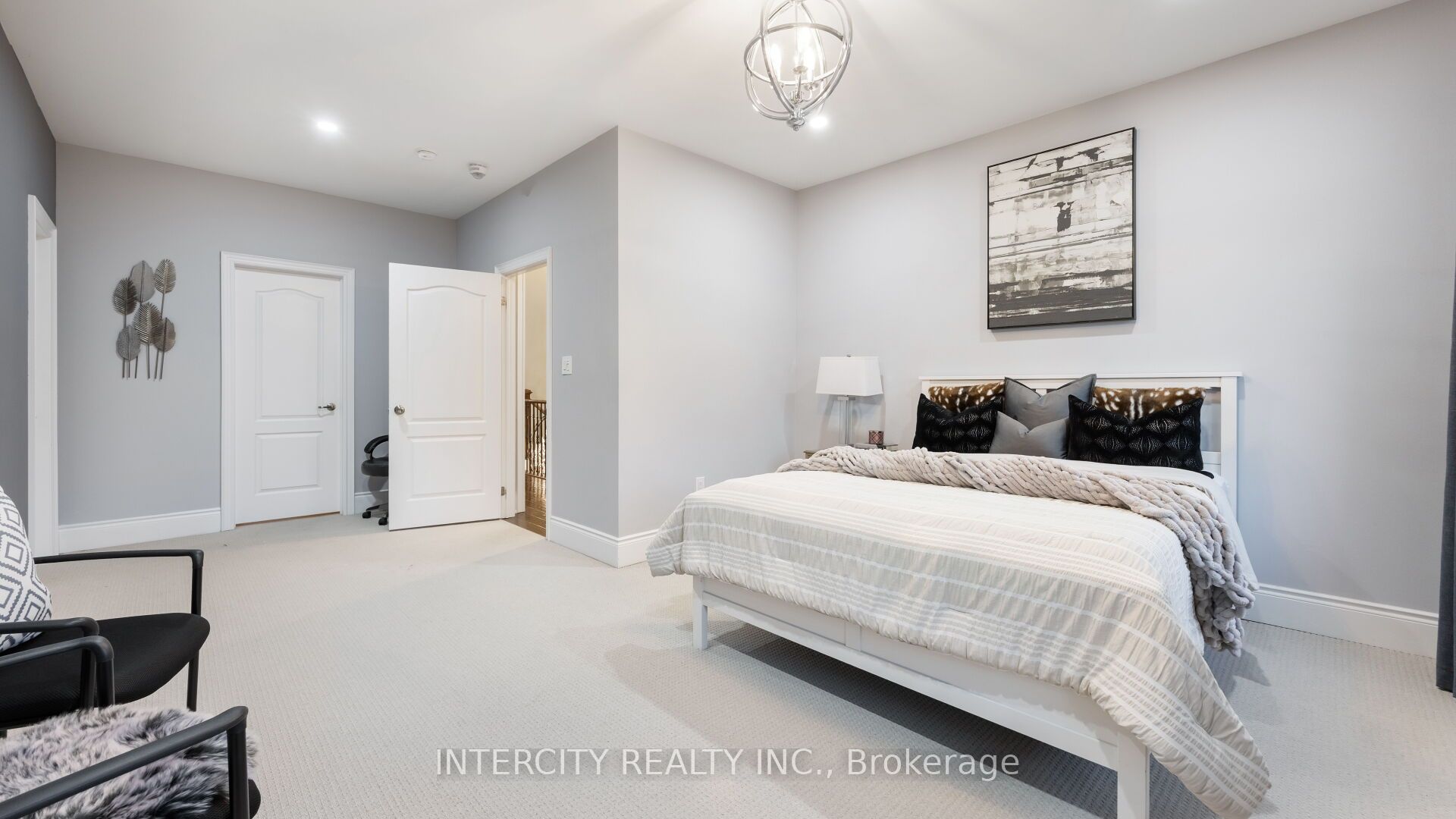 29 Chiming Road Property Photo 40