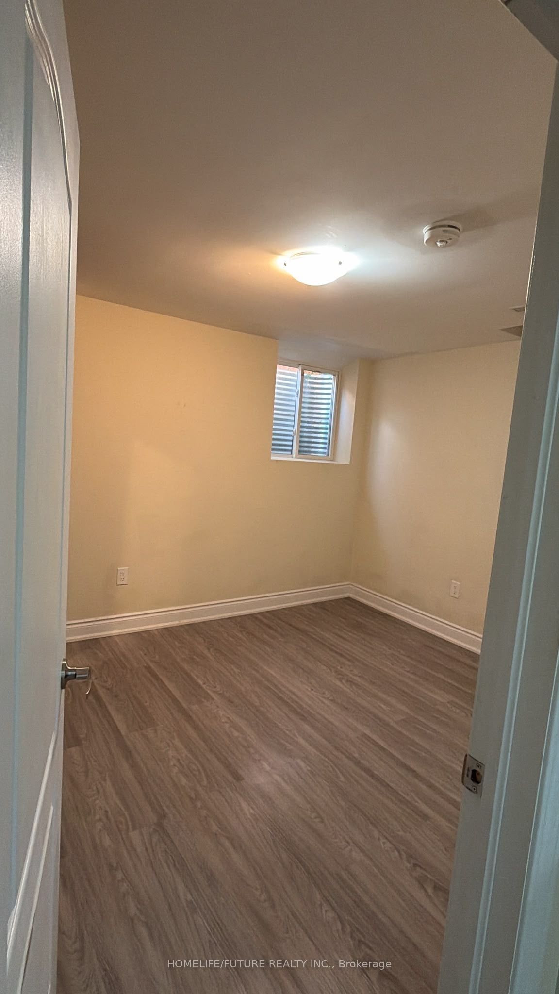 21 Floribunda Crescent Bsmt Property Photo 6
