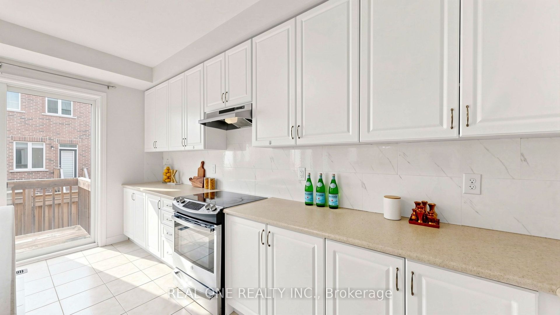 488 George Ryan Avenue Property Photo 17