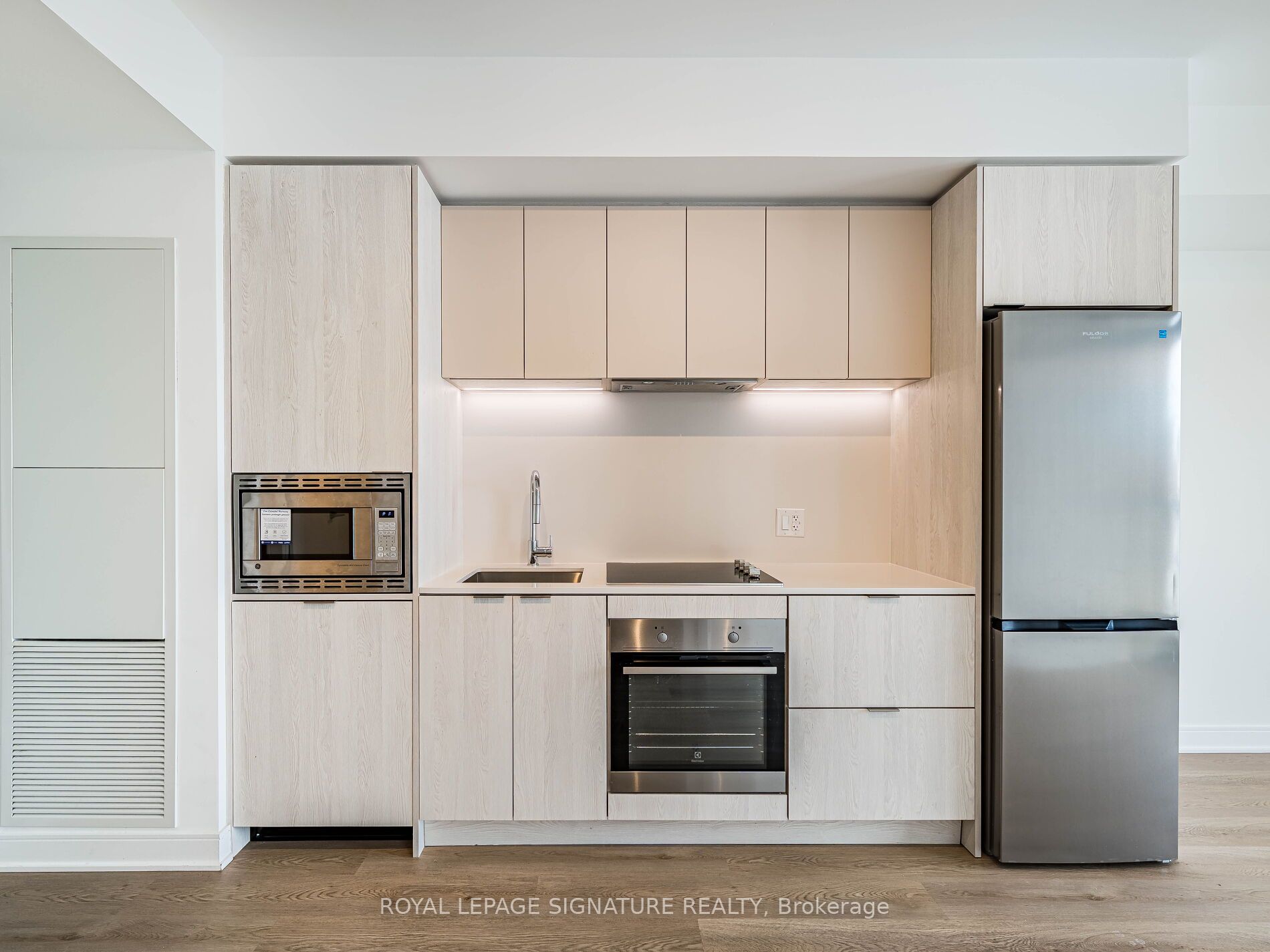 86 Dundas Street E 622 Property Photo 17