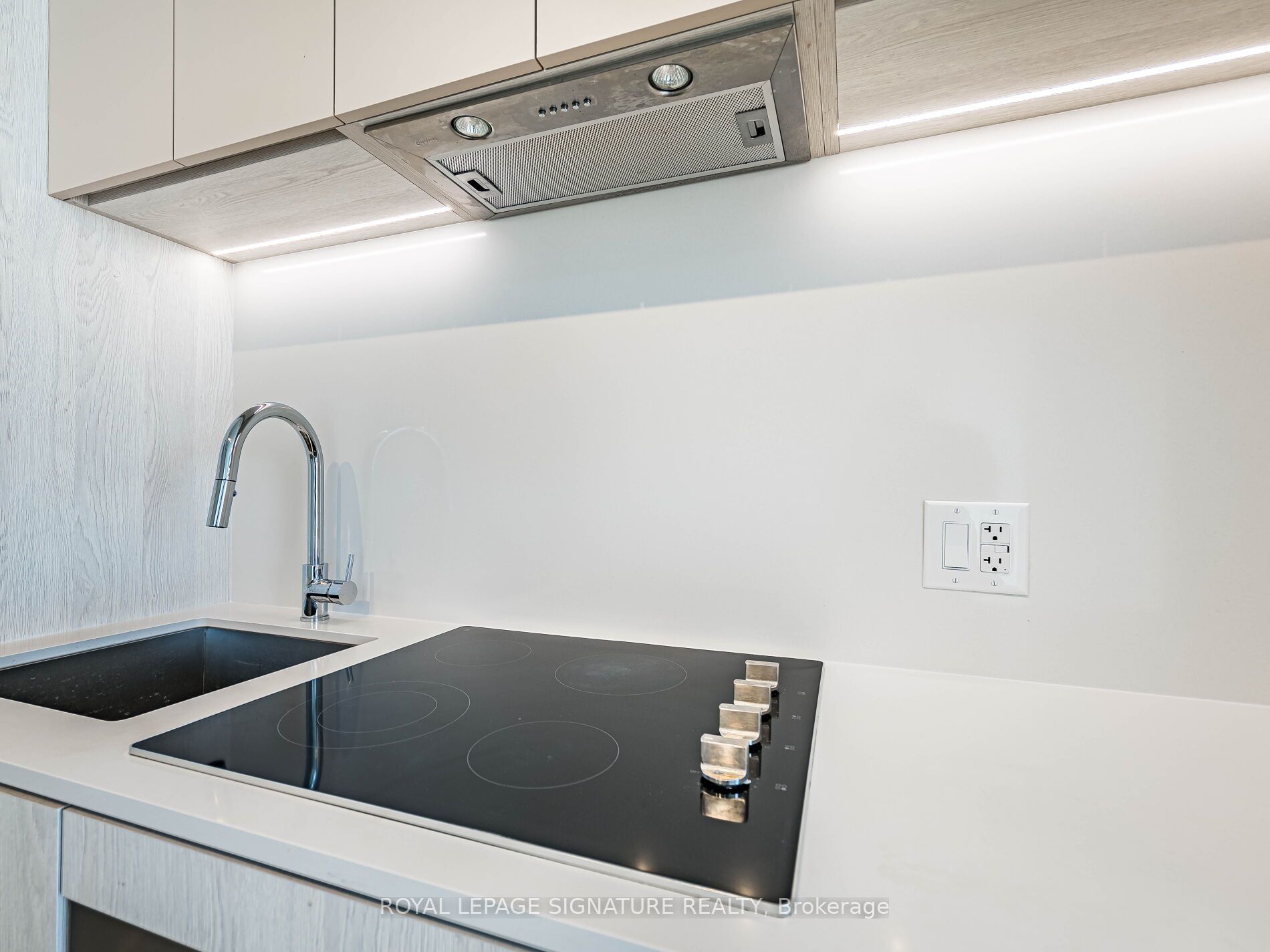 86 Dundas Street E 622 Property Photo 19