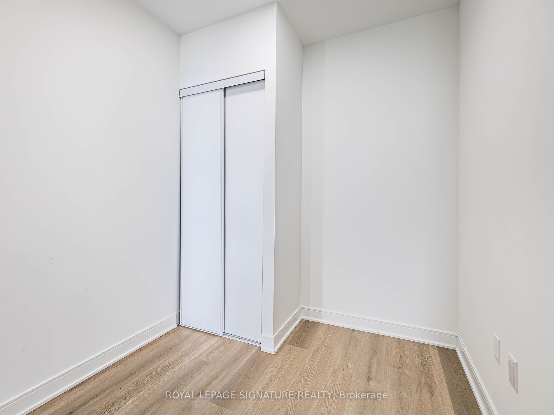 86 Dundas Street E 622 Property Photo 22