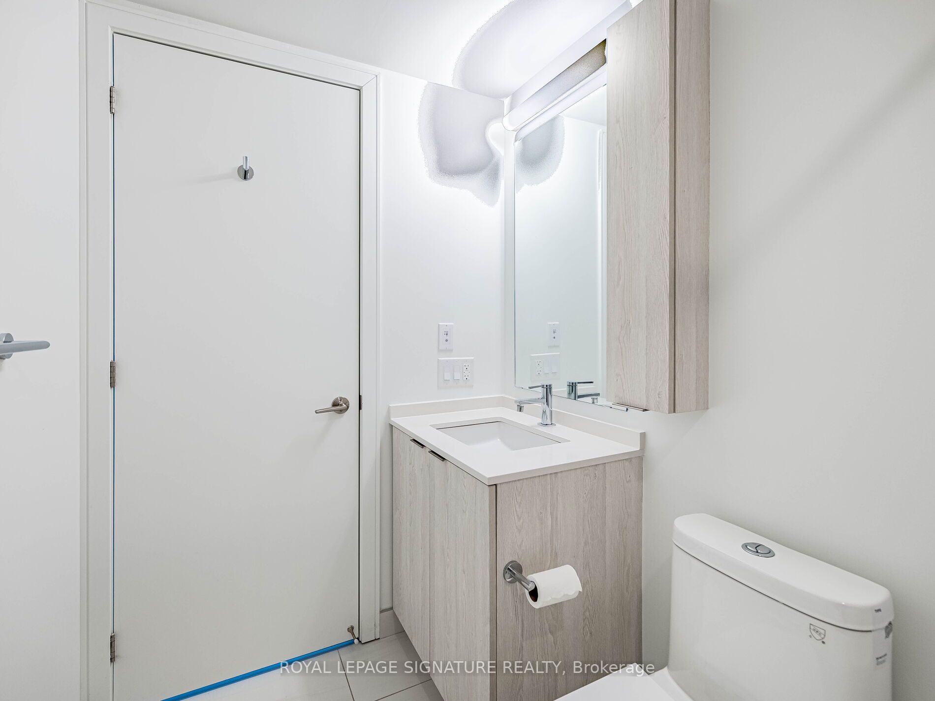 86 Dundas Street E 622 Property Photo 32