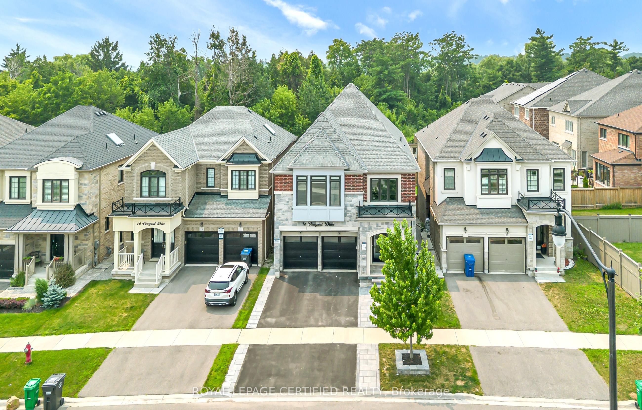18 Vineyard Drive
