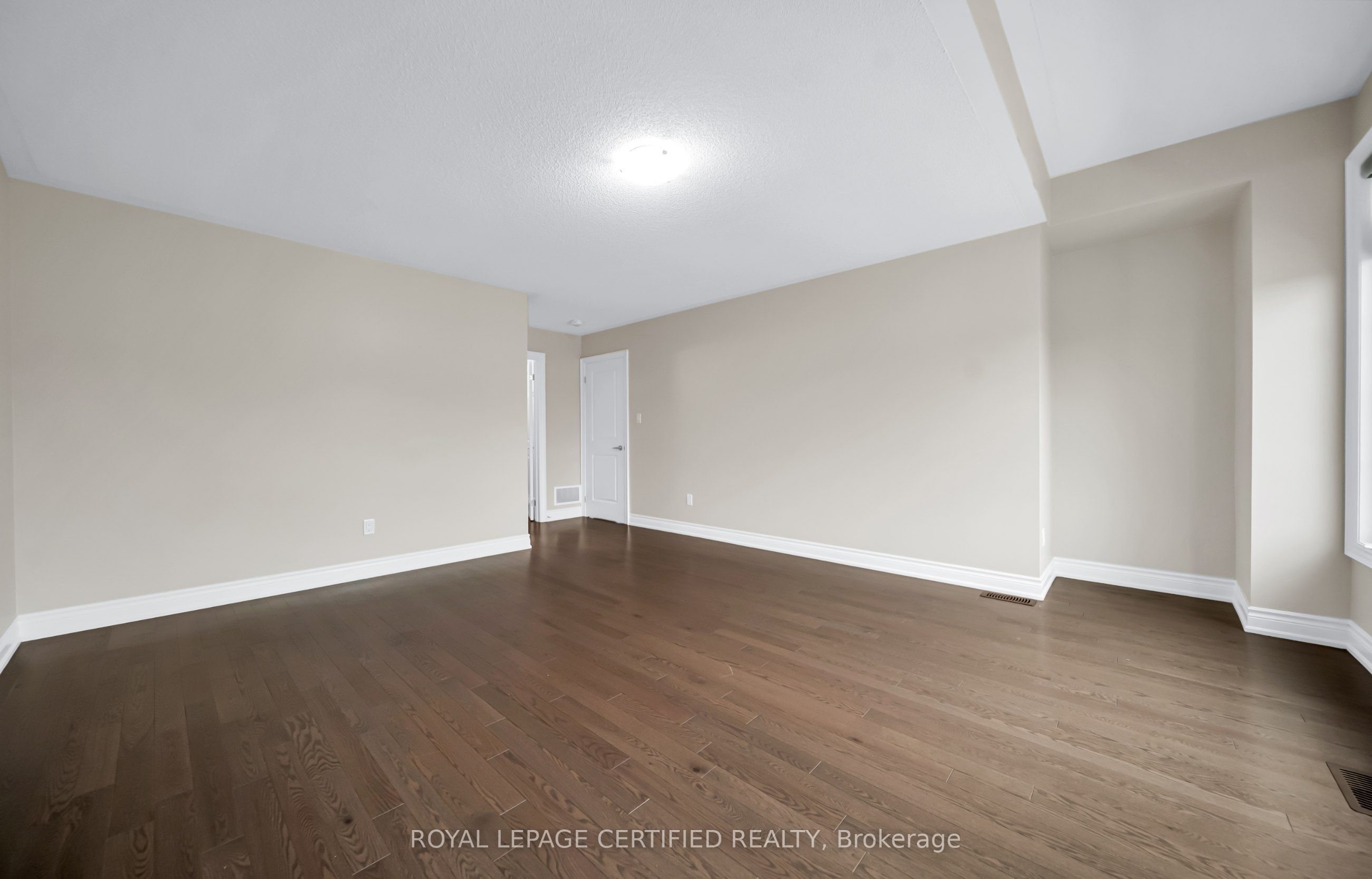 18 Vineyard Drive Property Photo 29