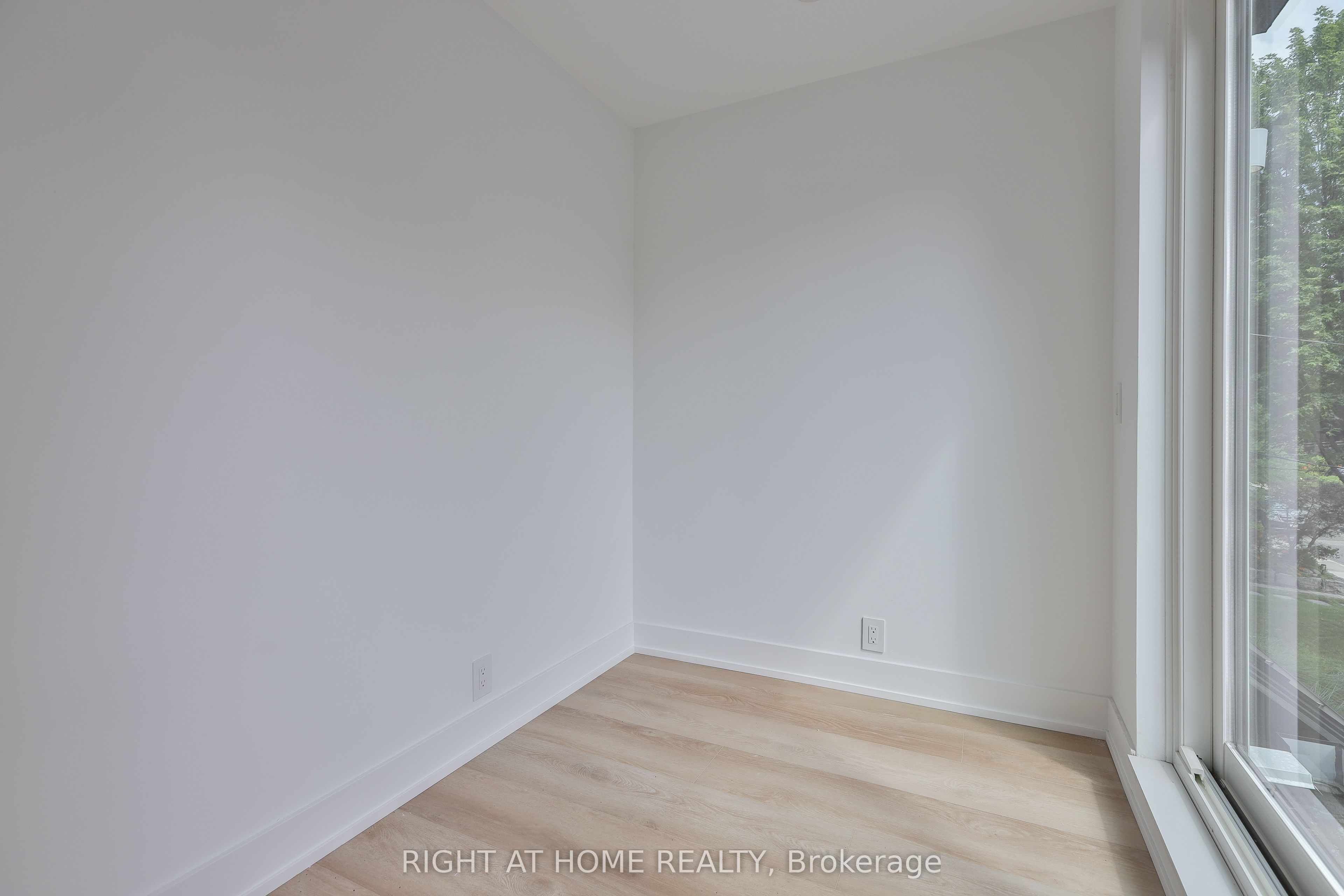 266 Indian Grove 2 Property Photo 7