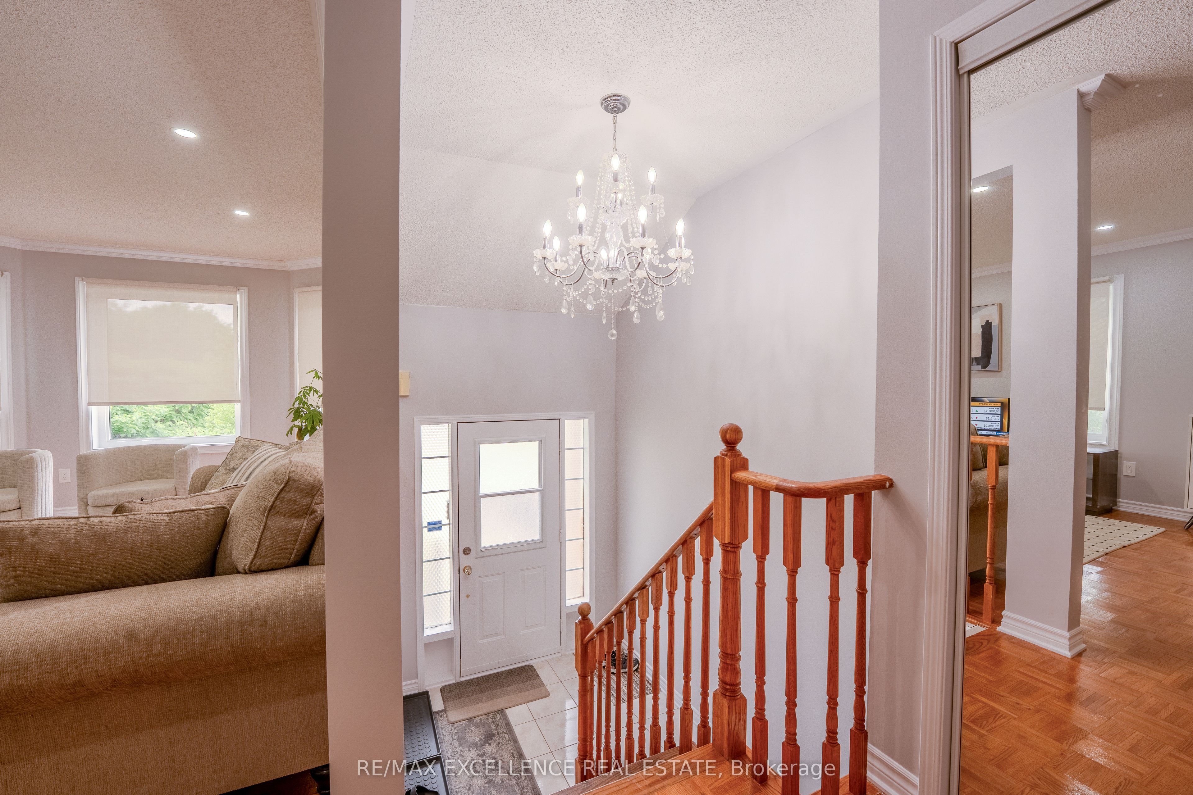 48 Ridgemore Crescent Property Photo 3