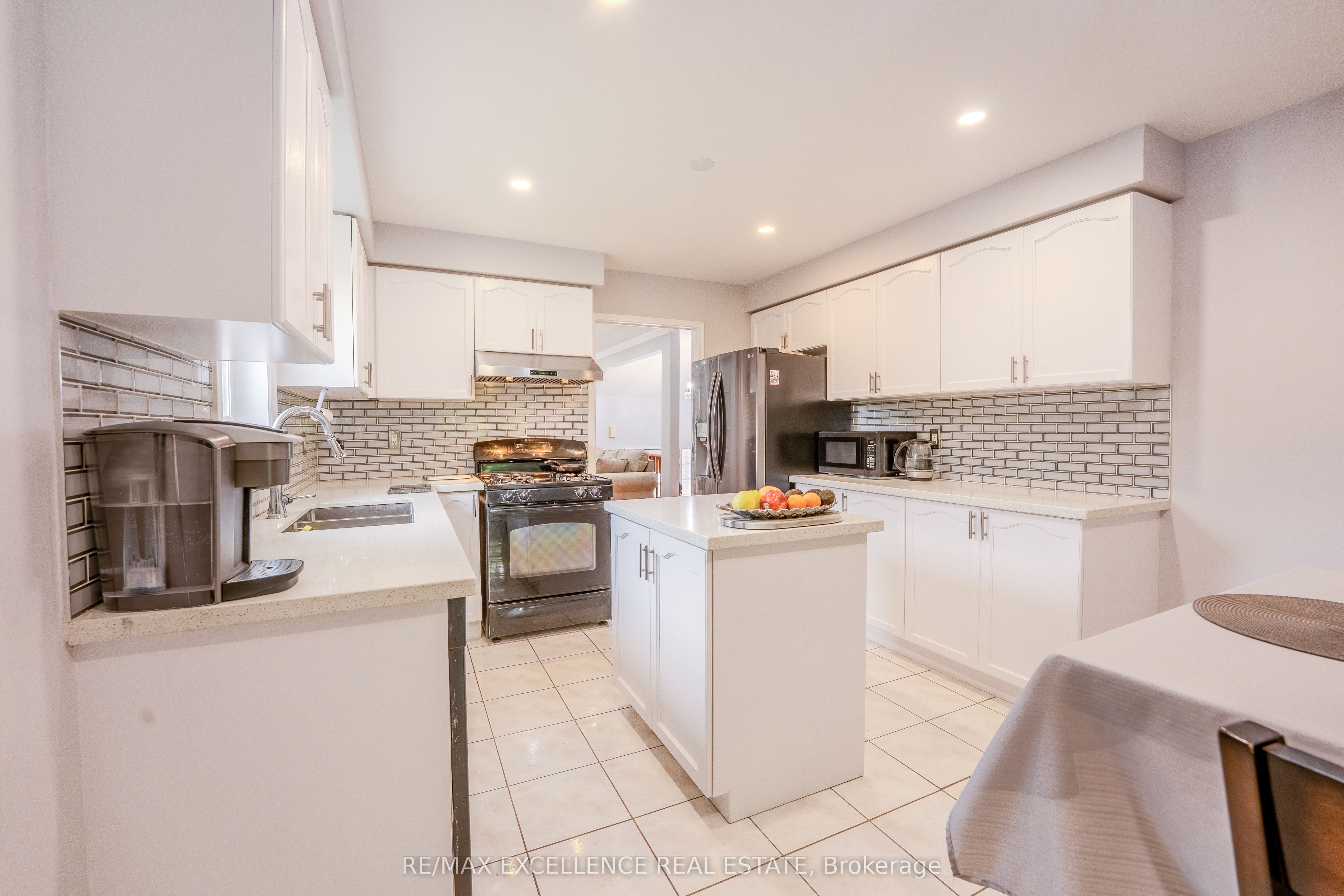 48 Ridgemore Crescent Property Photo 13