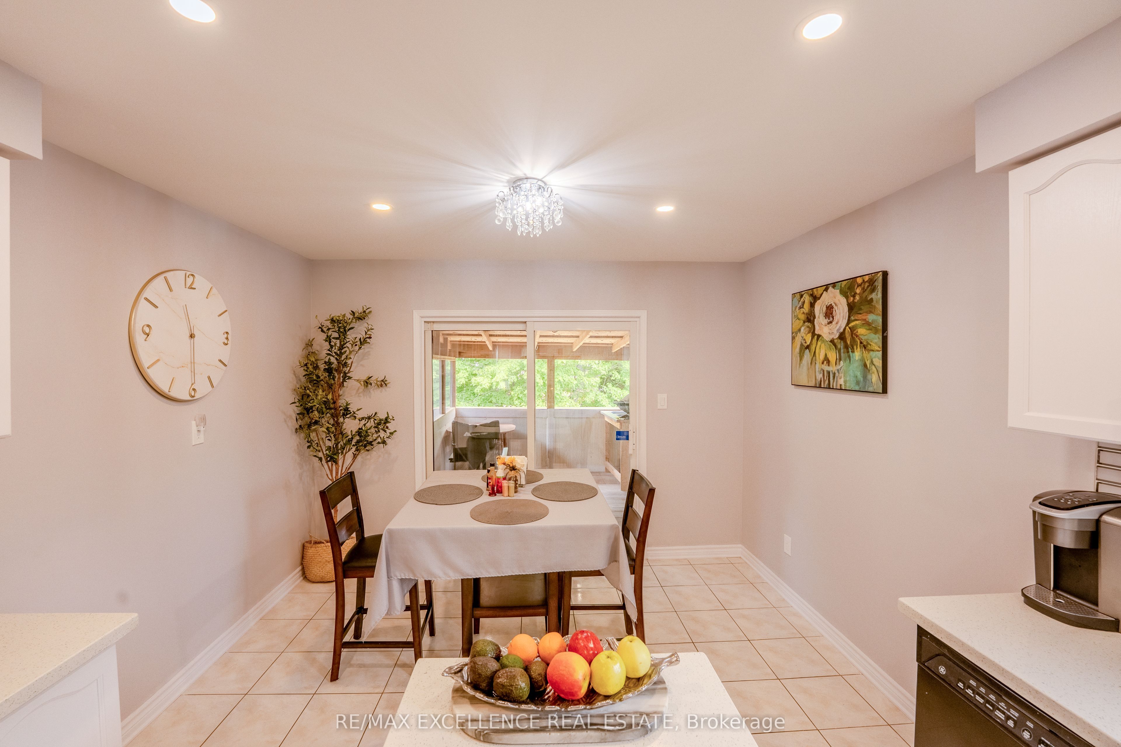 48 Ridgemore Crescent Property Photo 14