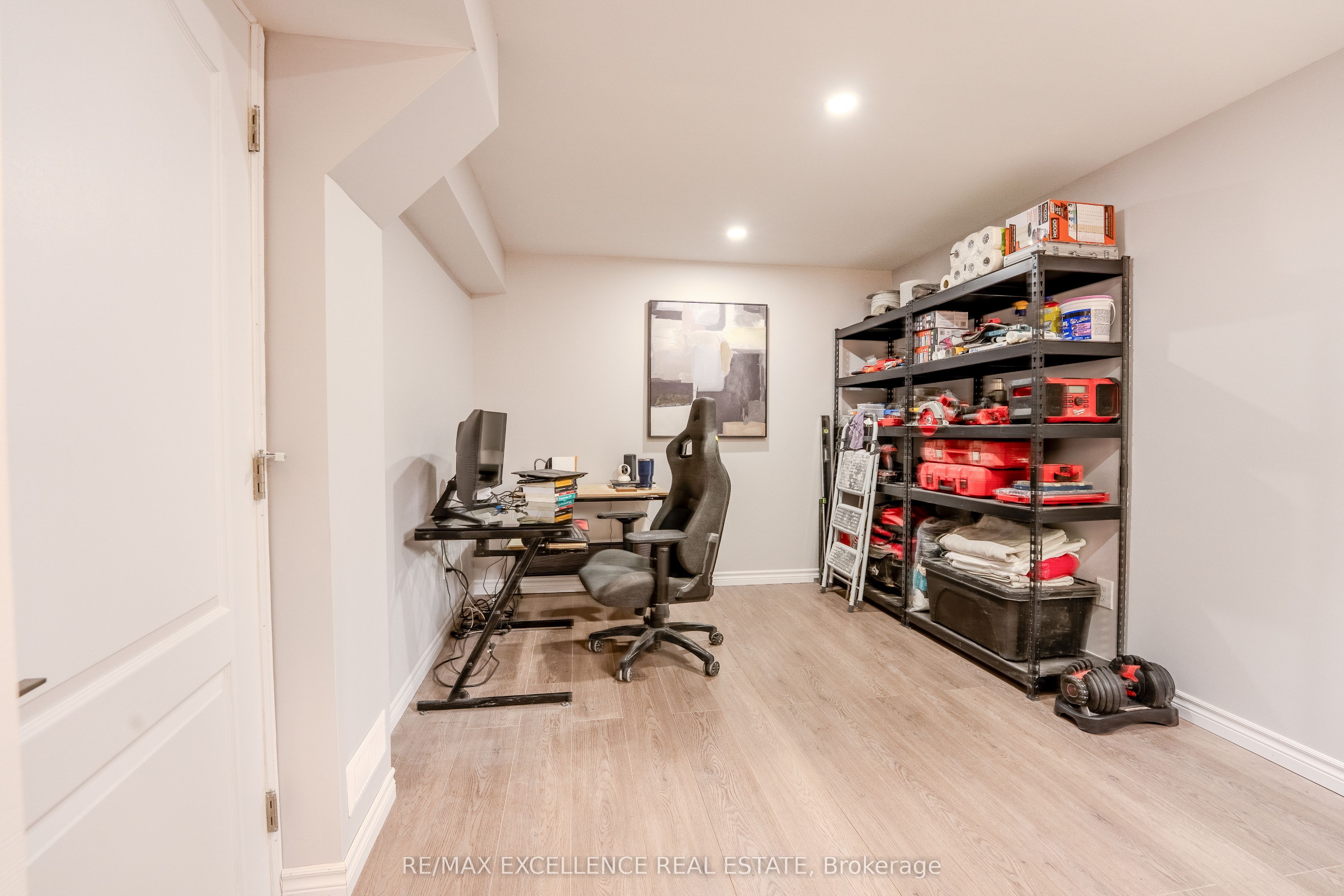48 Ridgemore Crescent Property Photo 24