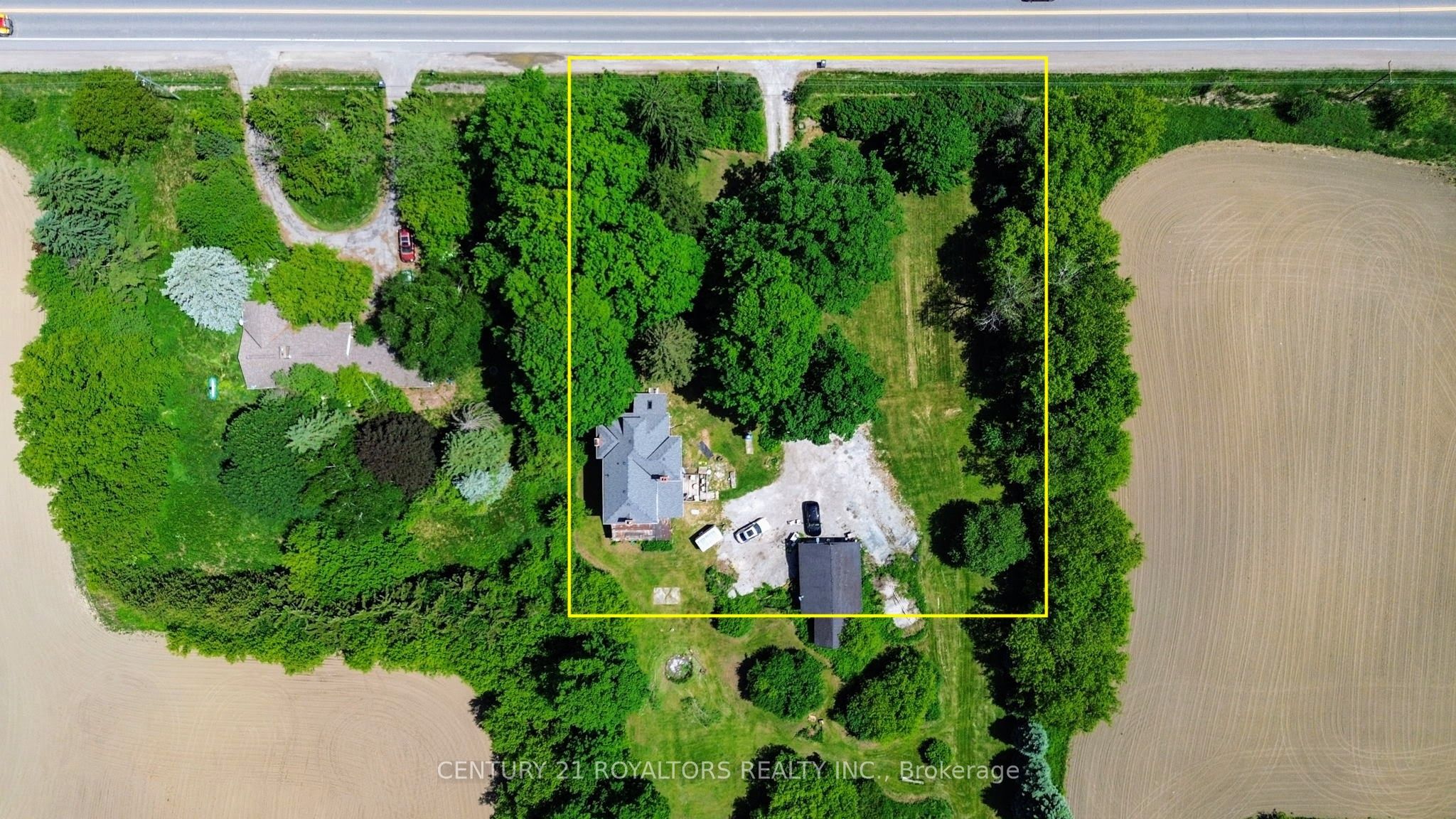 5112 King Street Property Photo 4