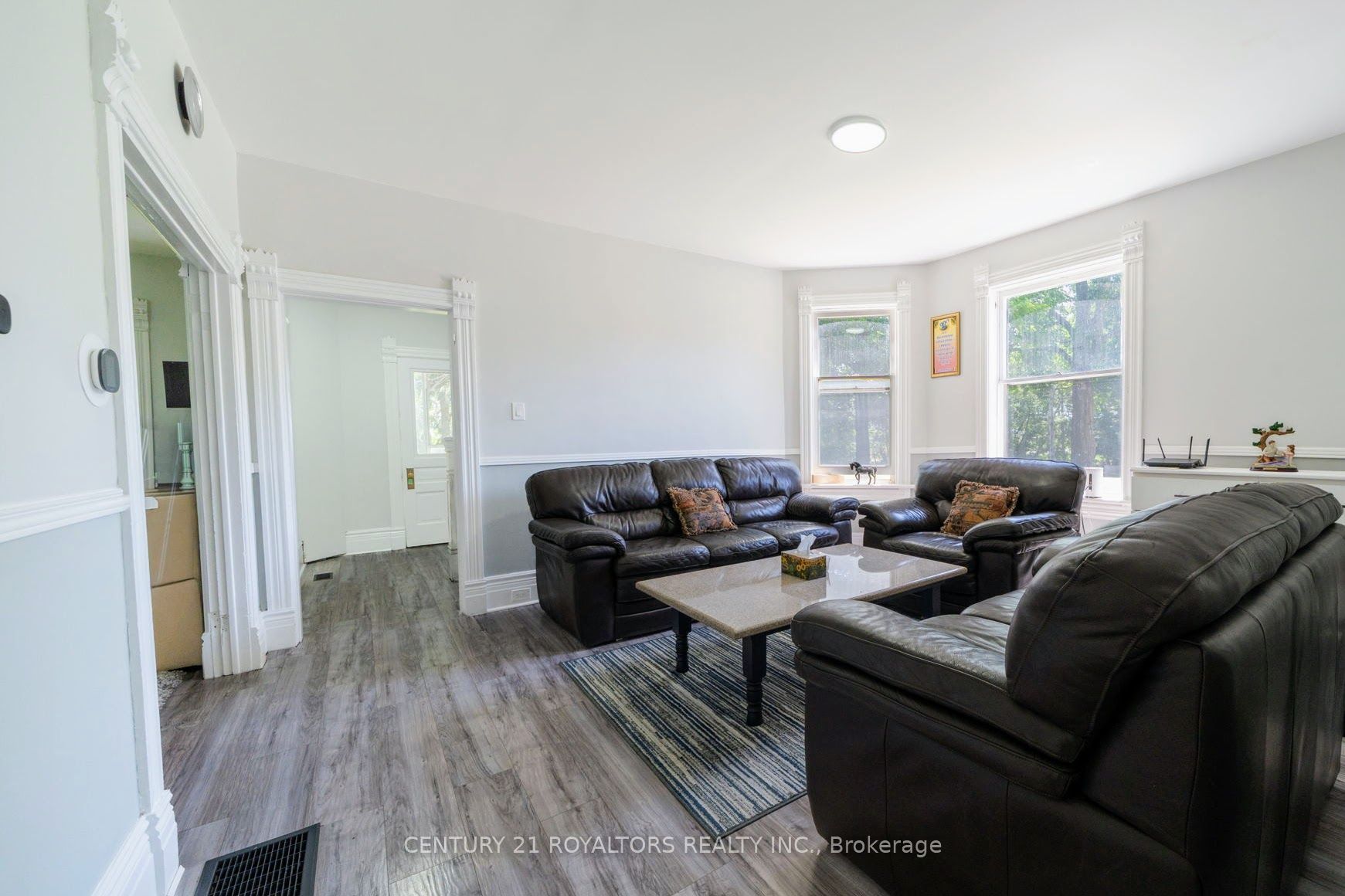5112 King Street Property Photo 11
