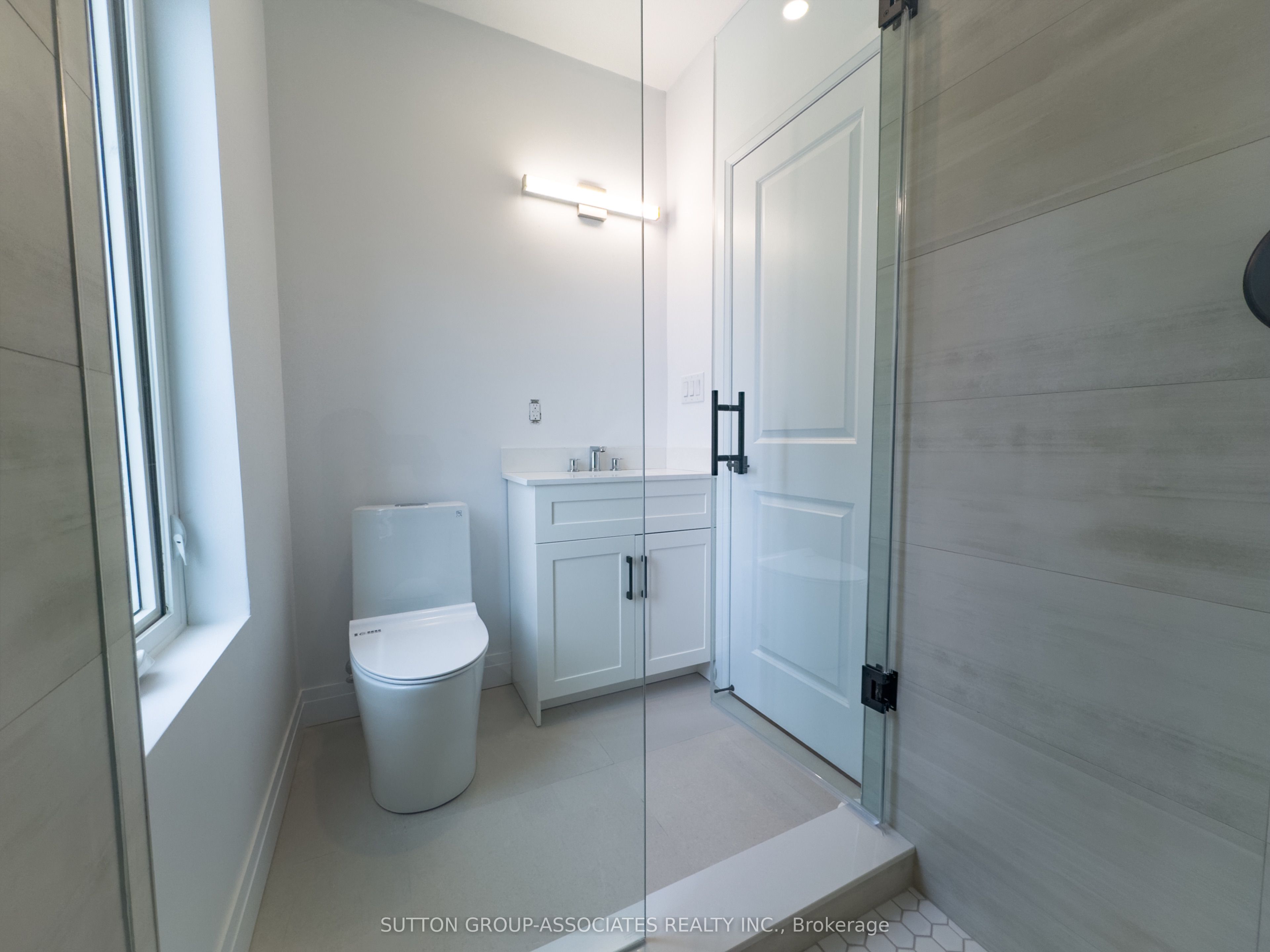 62 Hartley Avenue Laneway Property Photo 10