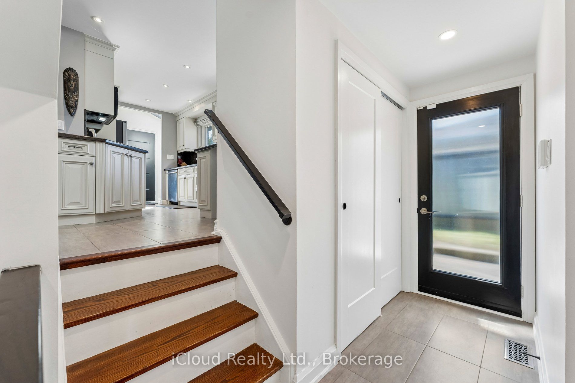 43 Ferndale Crescent Property Photo 14