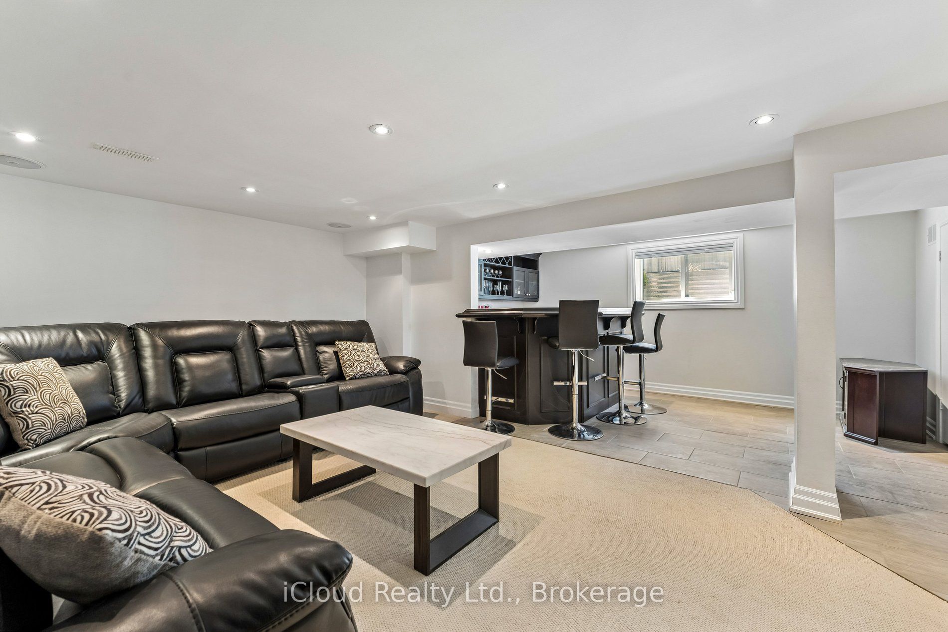 43 Ferndale Crescent Property Photo 29