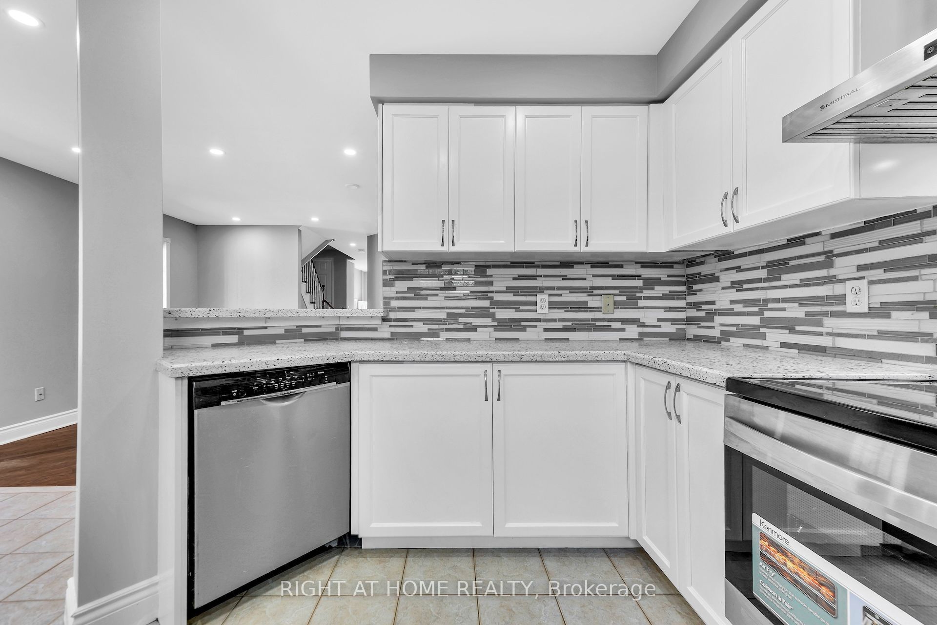 5260 Mcfarren Boulevard 7 Property Photo 10
