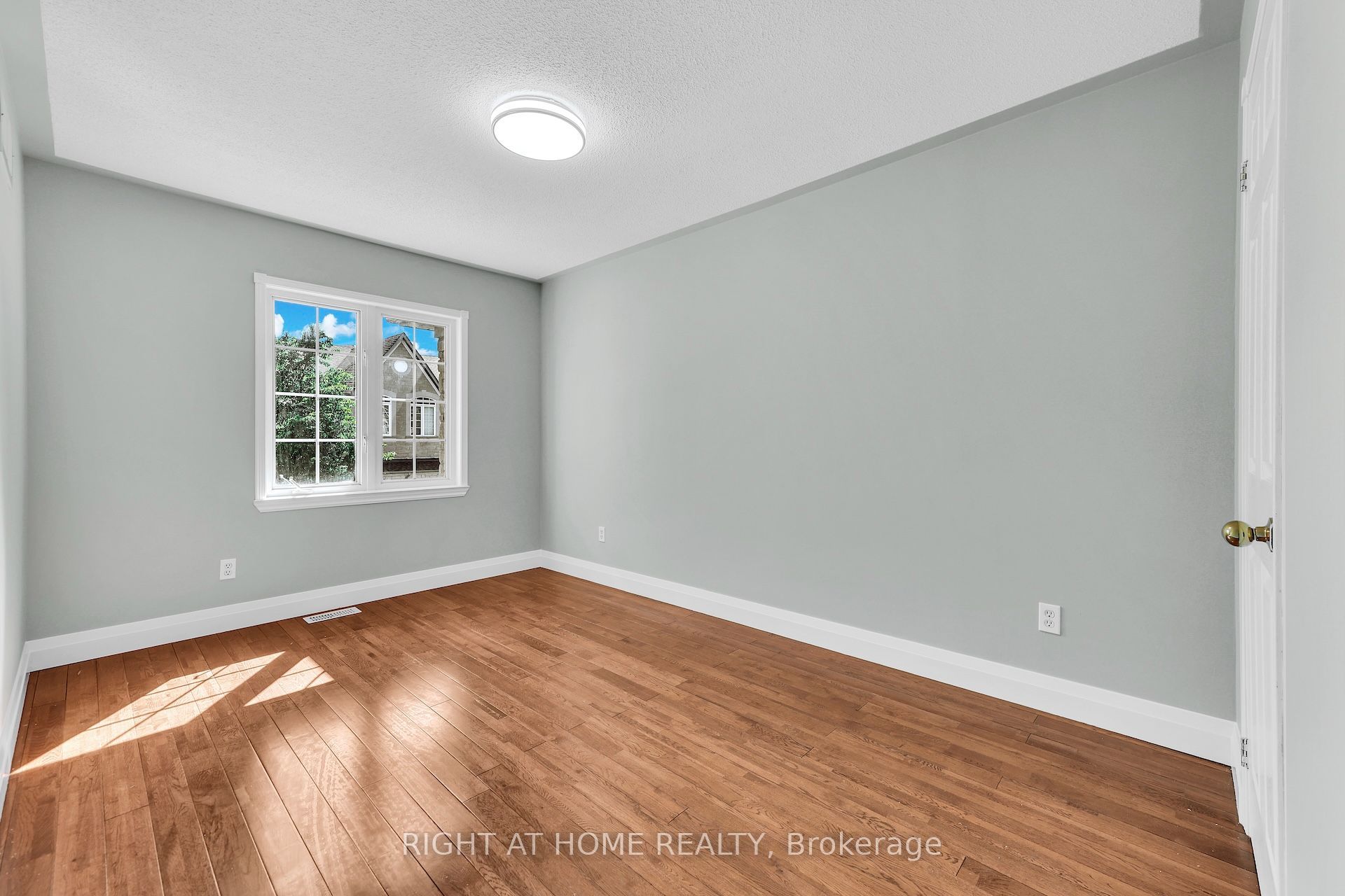 5260 Mcfarren Boulevard 7 Property Photo 20