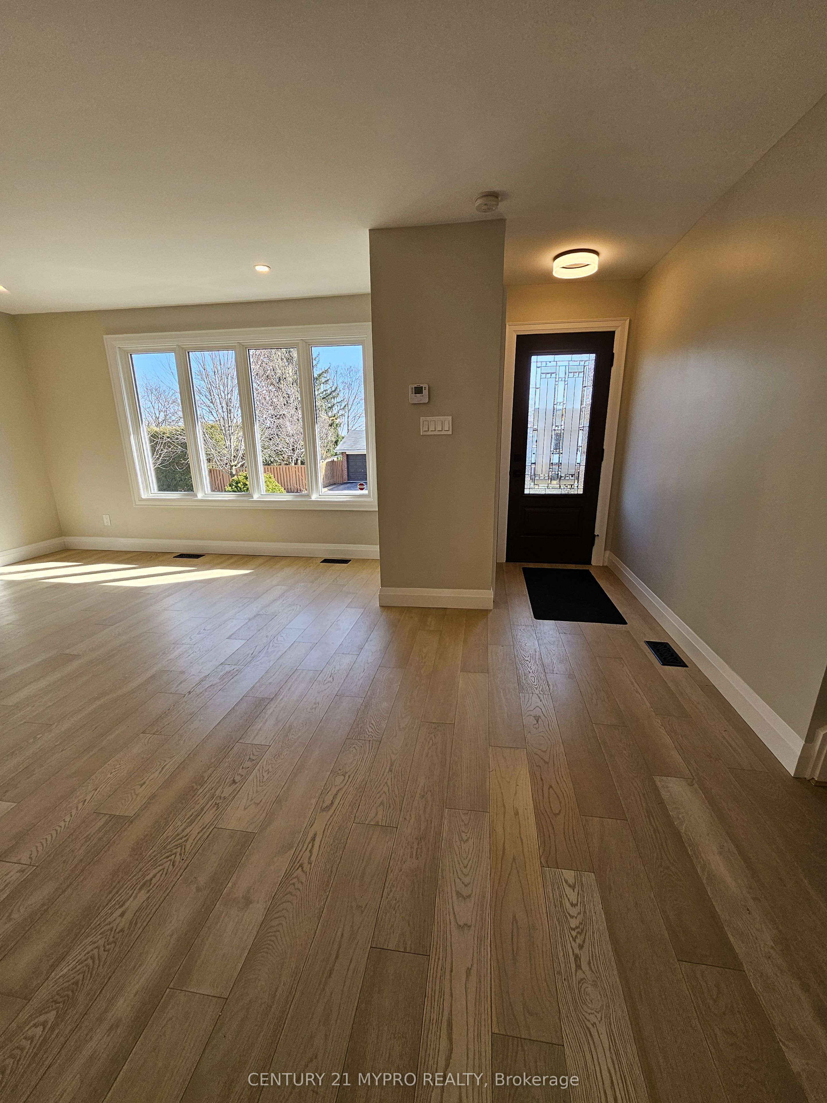 2135 Cobblestone Drive Property Photo 2