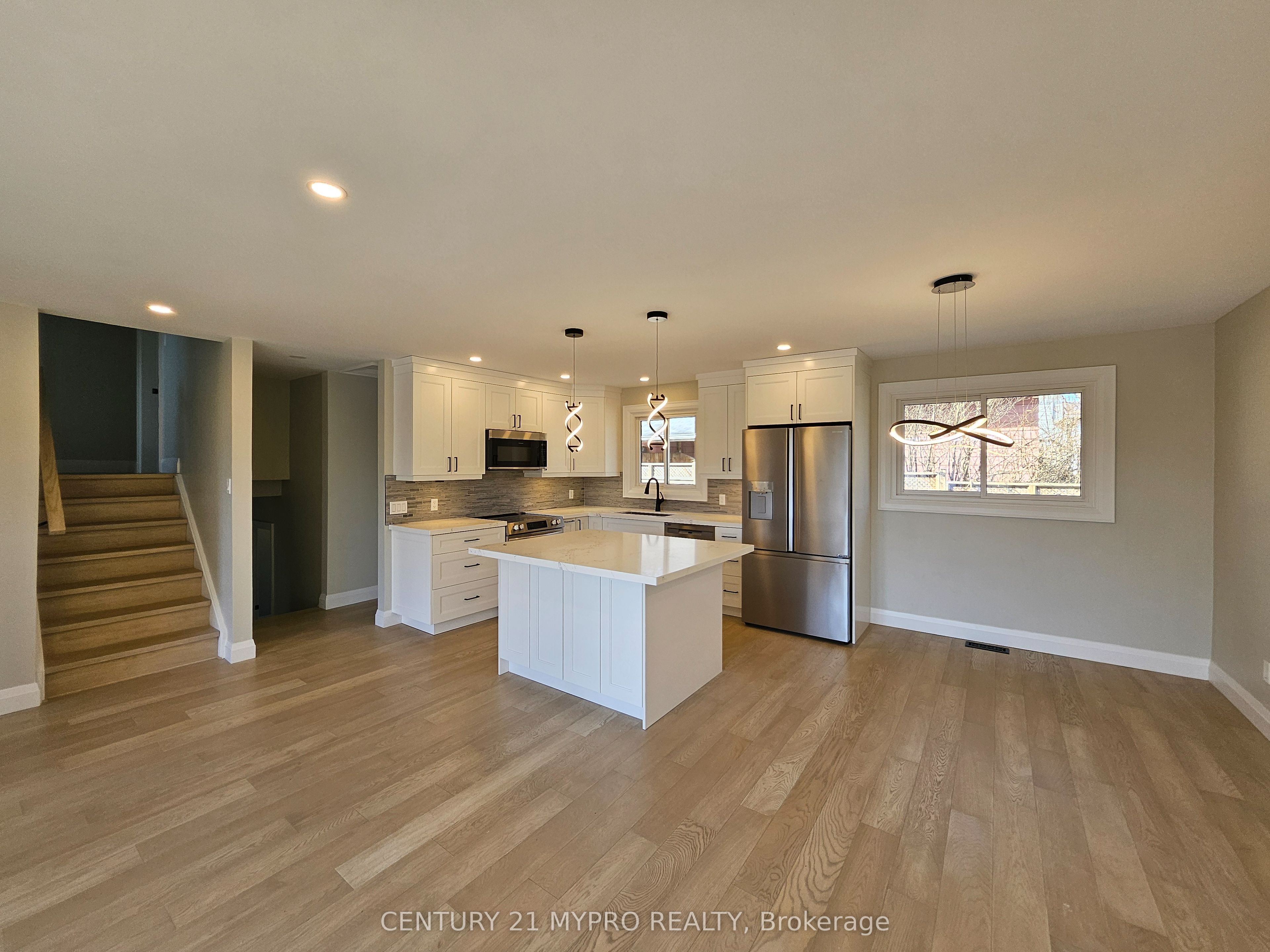 2135 Cobblestone Drive Property Photo 4