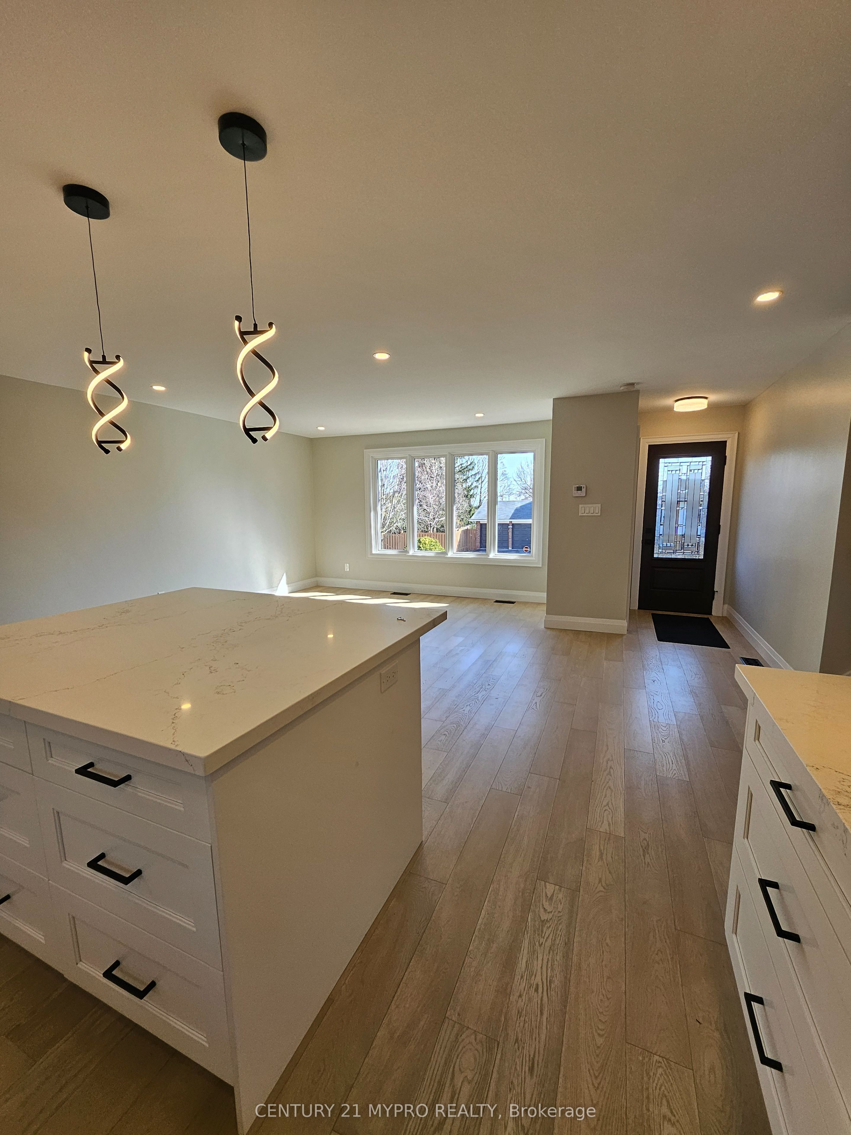 2135 Cobblestone Drive Property Photo 8