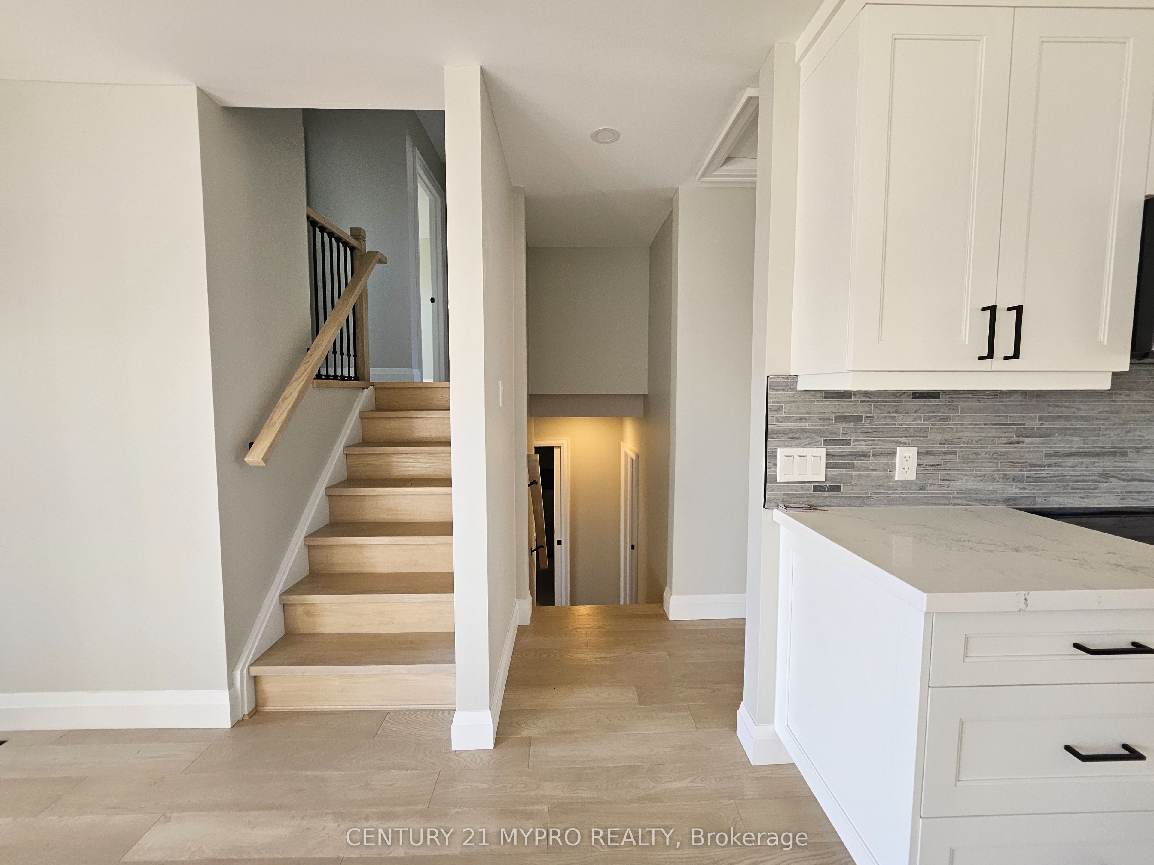 2135 Cobblestone Drive Property Photo 17