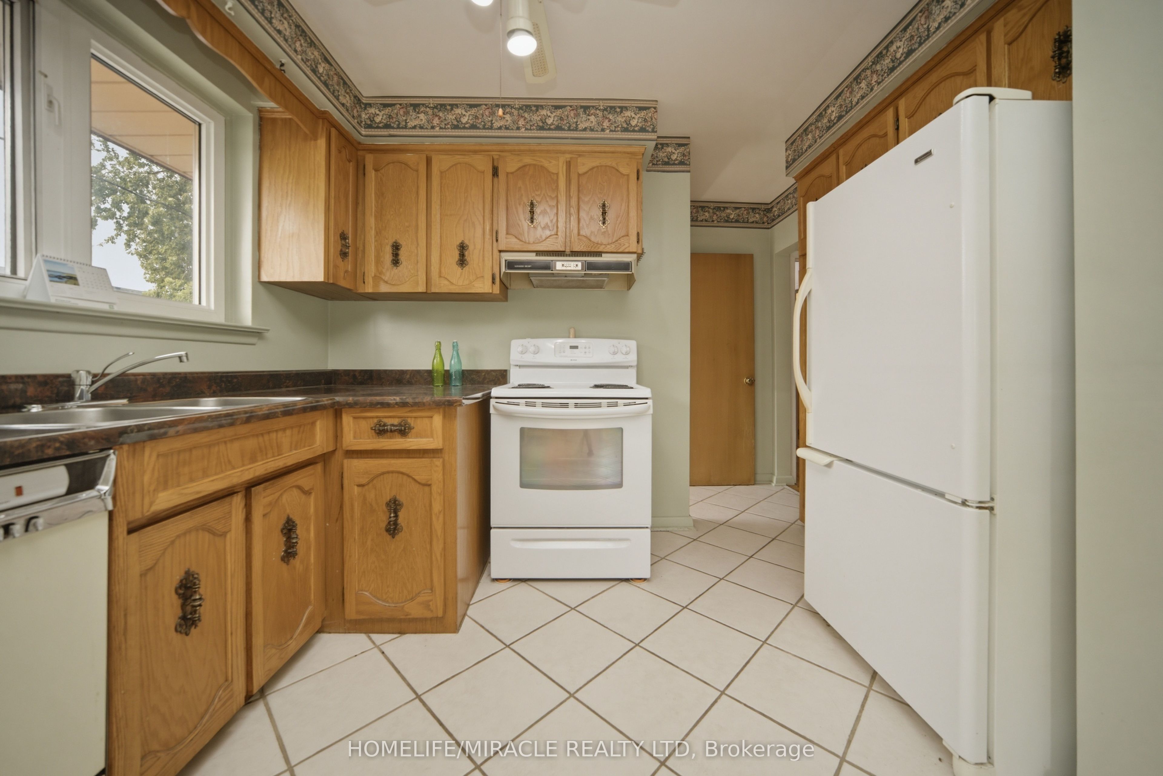 7089 Landen Court Property Photo 12