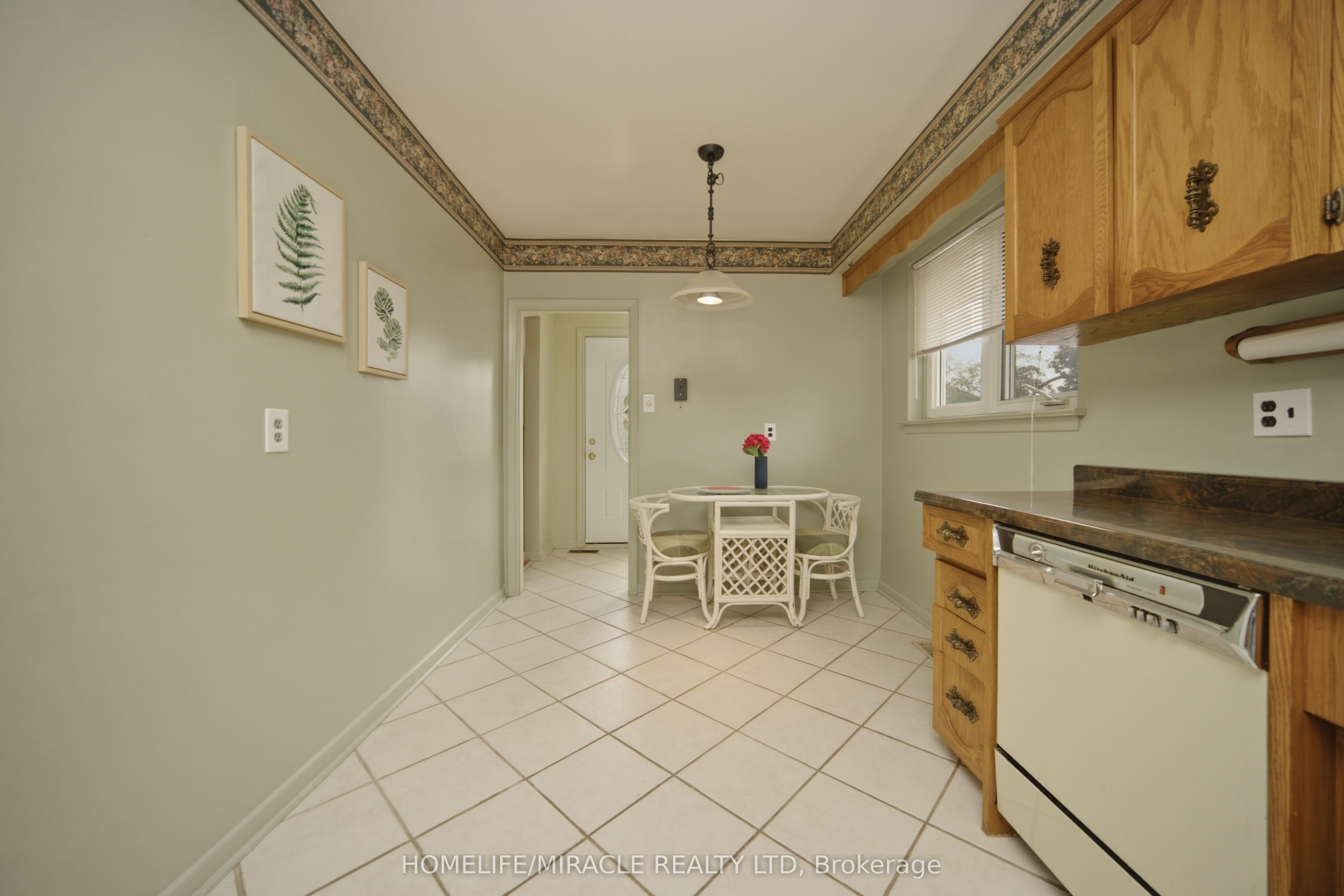 7089 Landen Court Property Photo 13