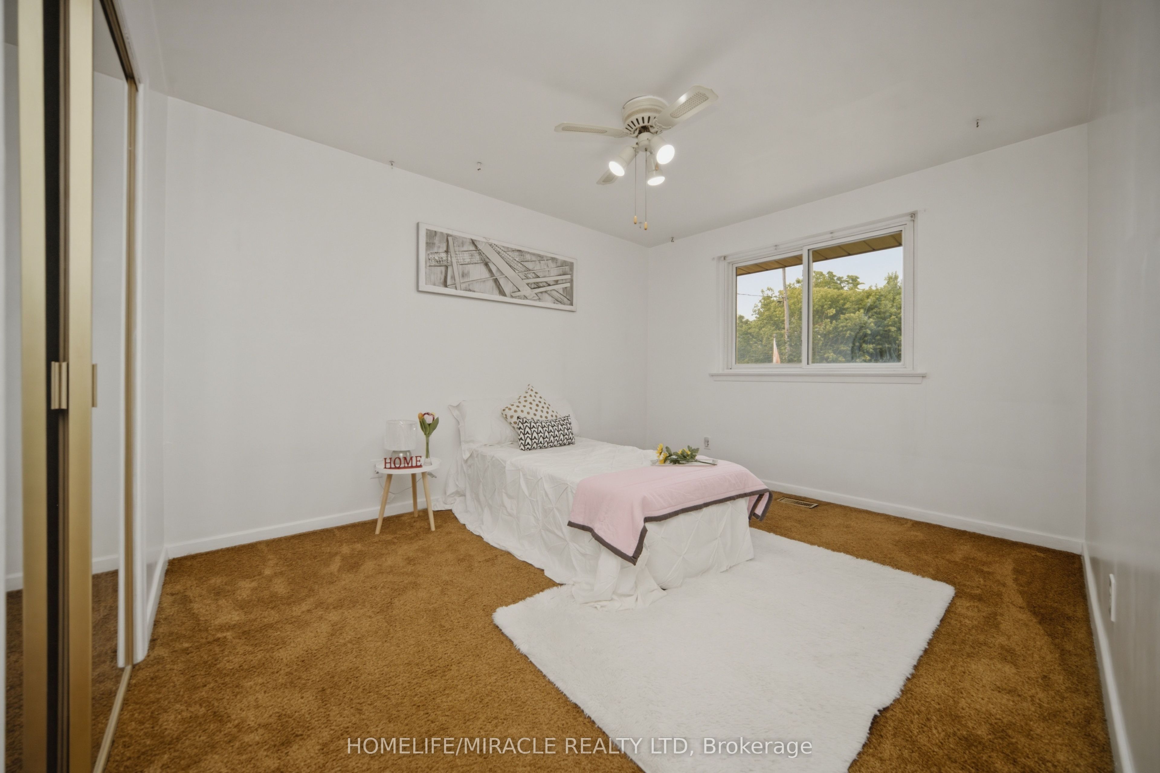 7089 Landen Court Property Photo 15