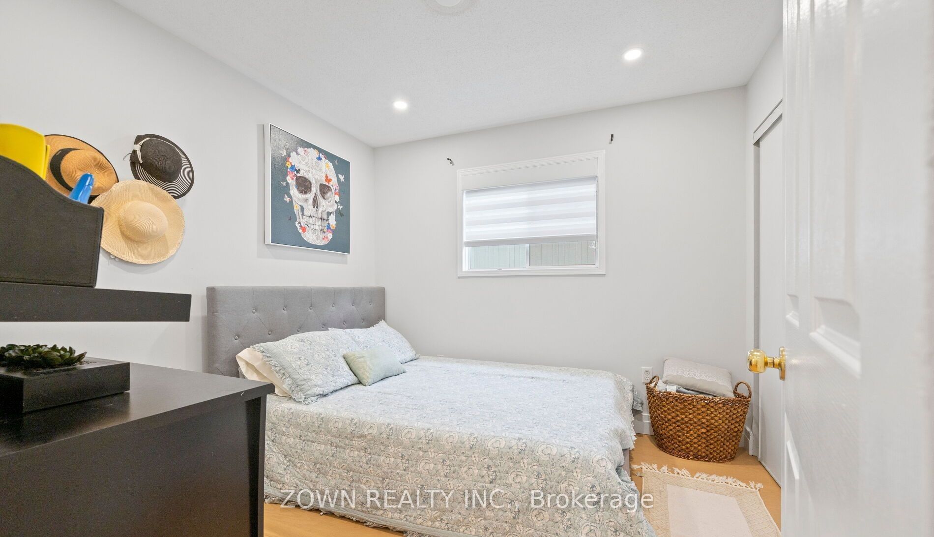 5253 Bushelgrove Circle Property Photo 7