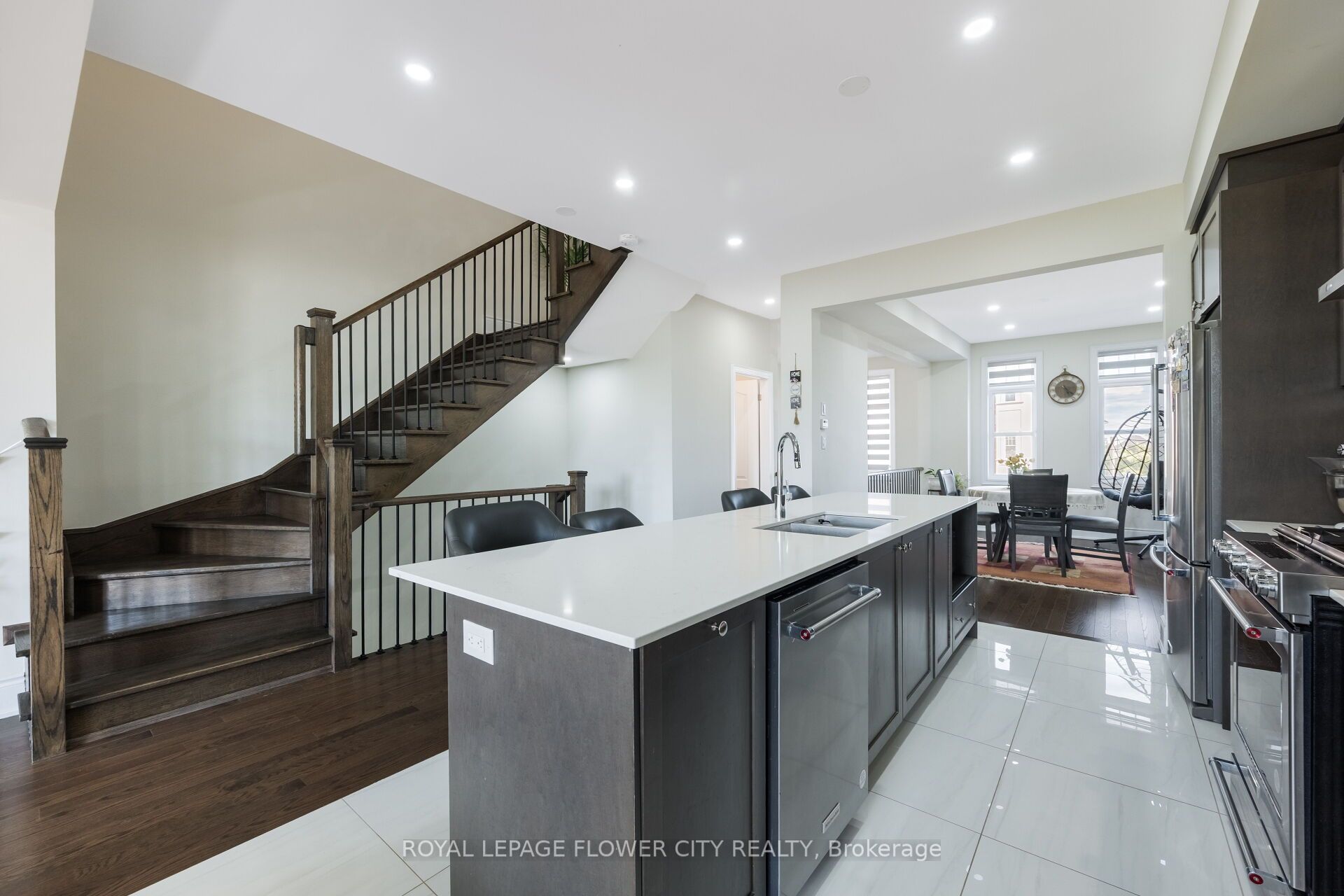 62 Foxsparrow Road Property Photo 25