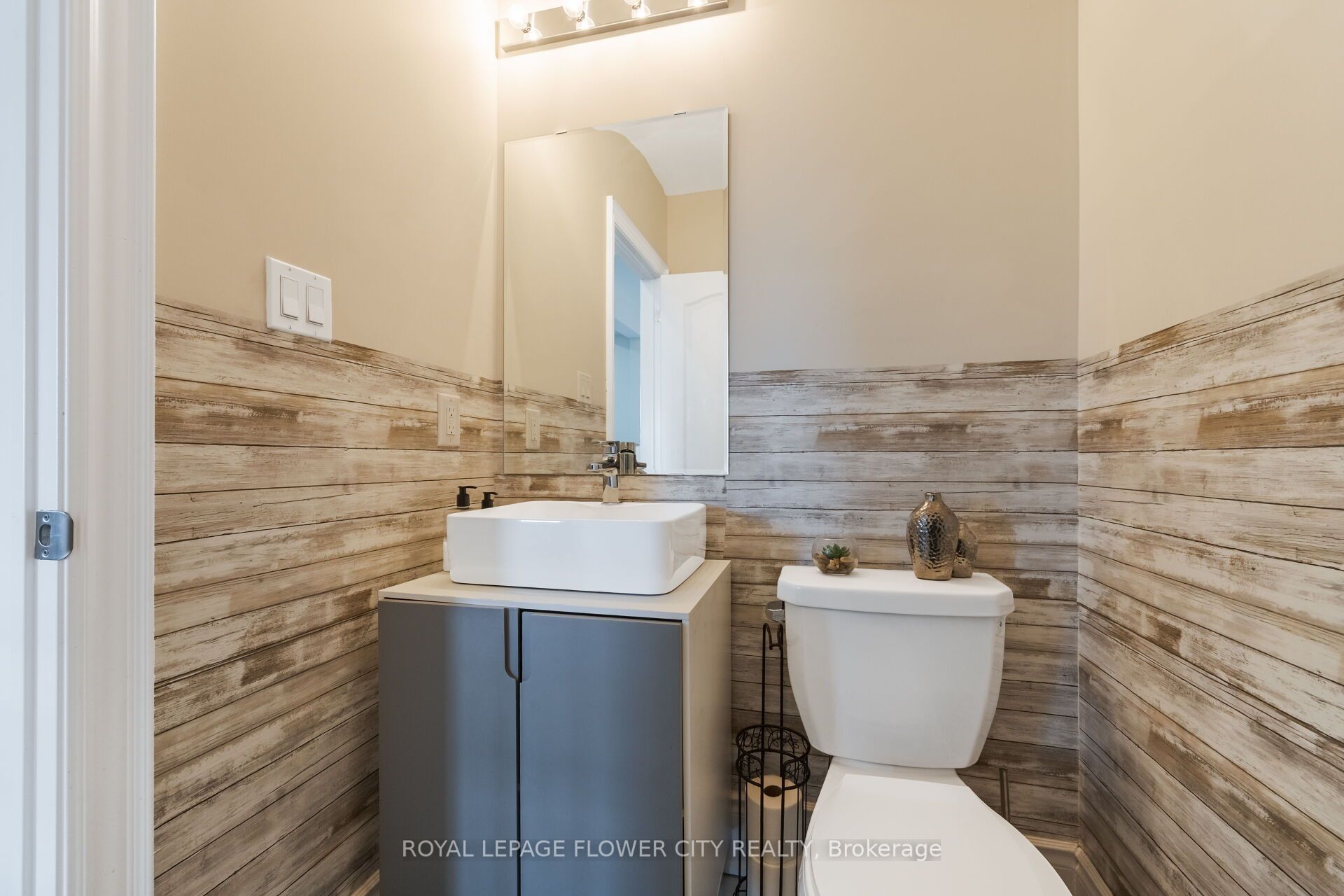 62 Foxsparrow Road Property Photo 31