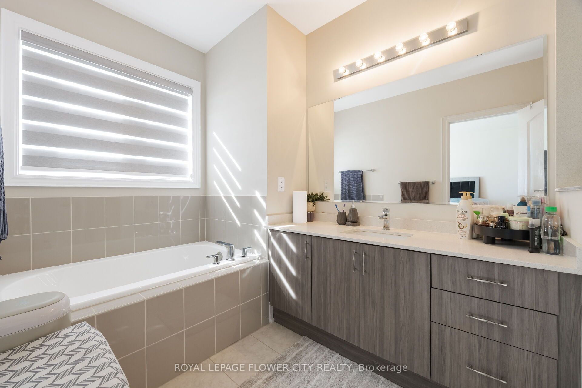 62 Foxsparrow Road Property Photo 35