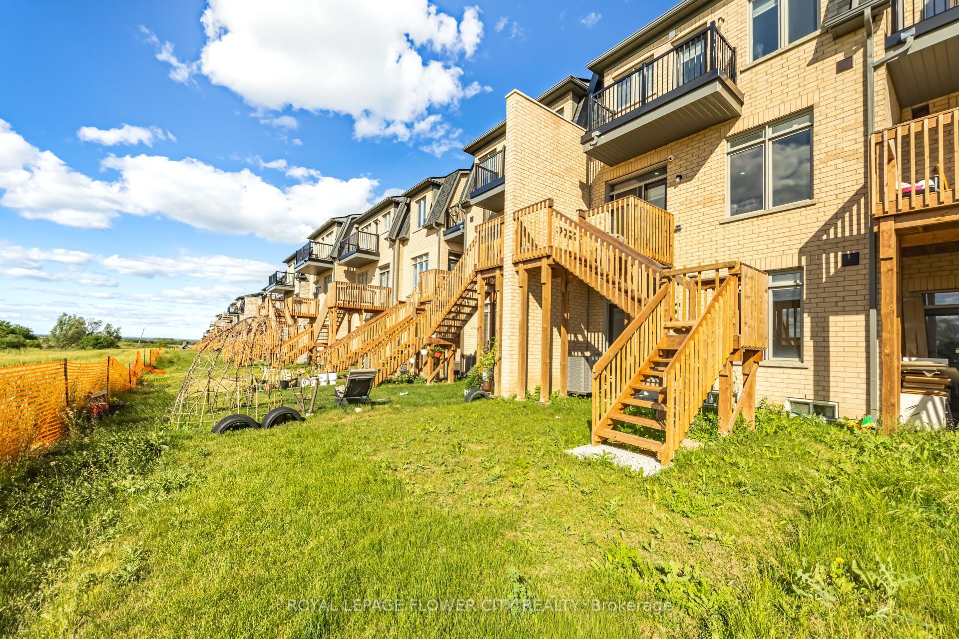 62 Foxsparrow Road Property Photo 47
