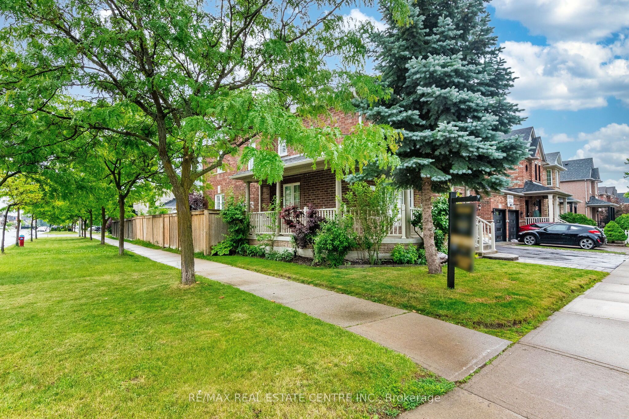 1244 Field Drive Property Photo 4