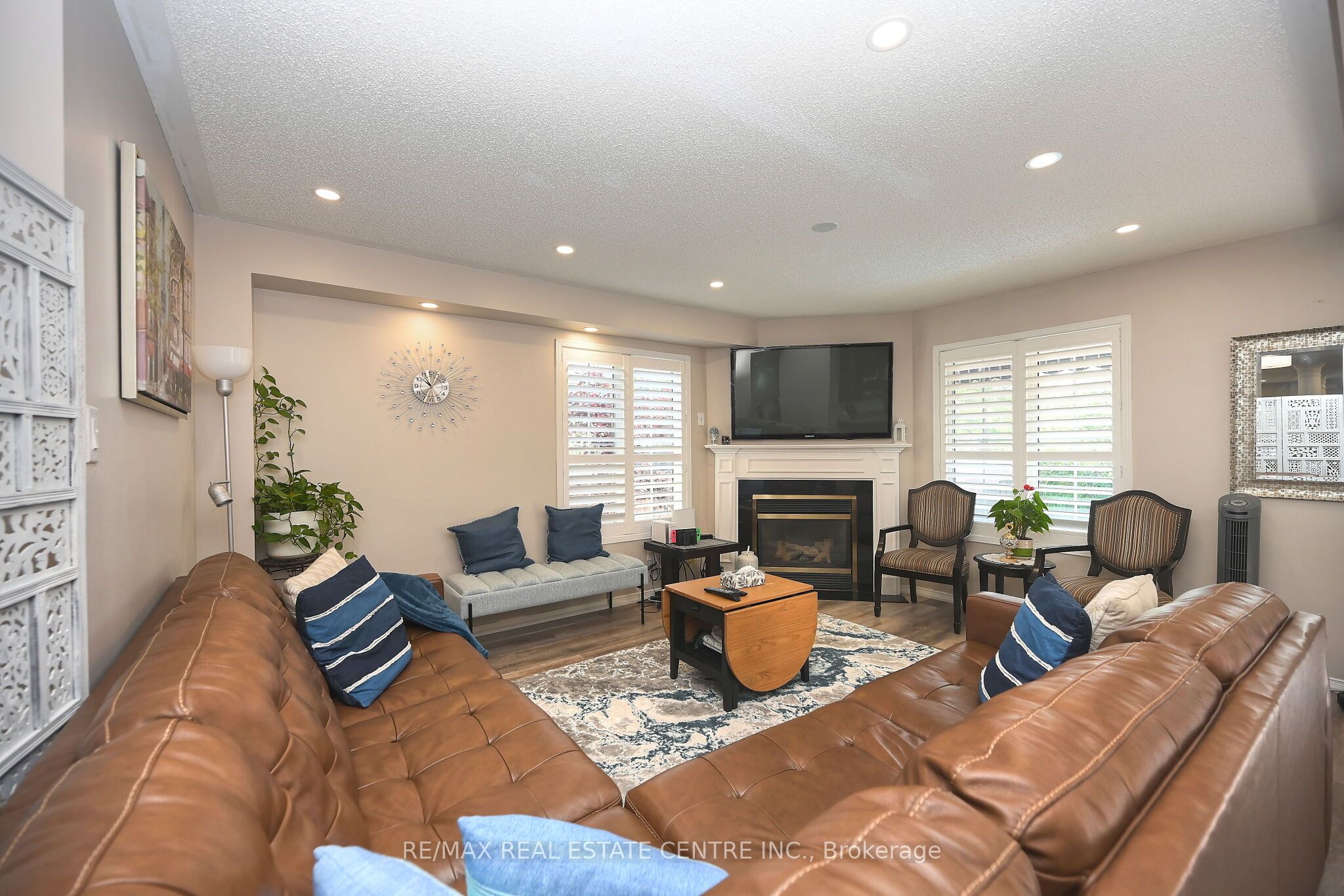 1244 Field Drive Property Photo 14