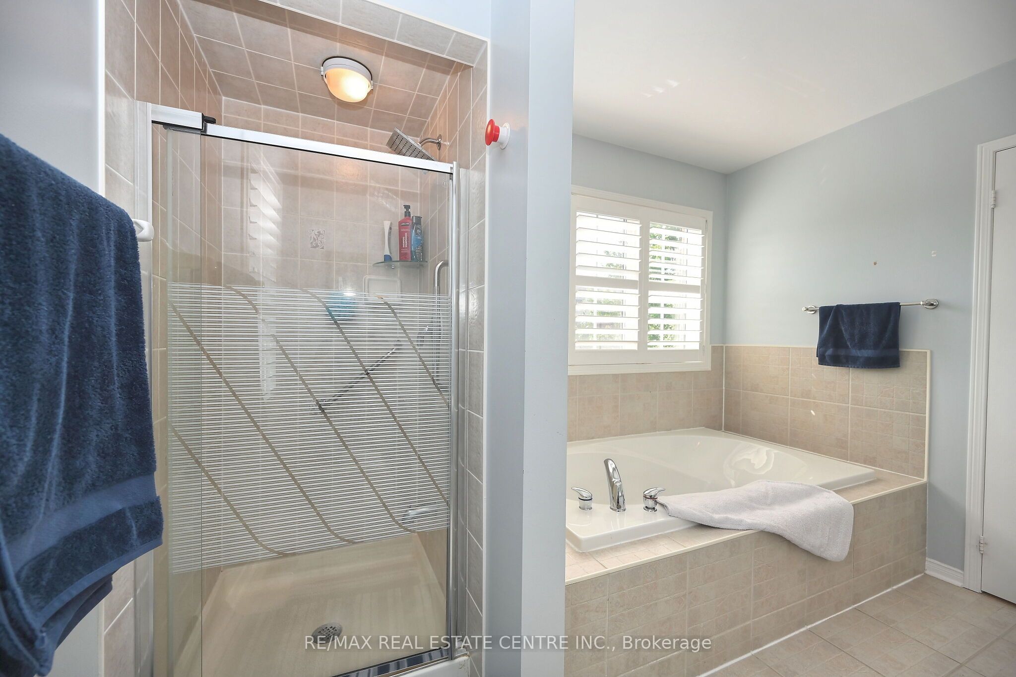 1244 Field Drive Property Photo 24